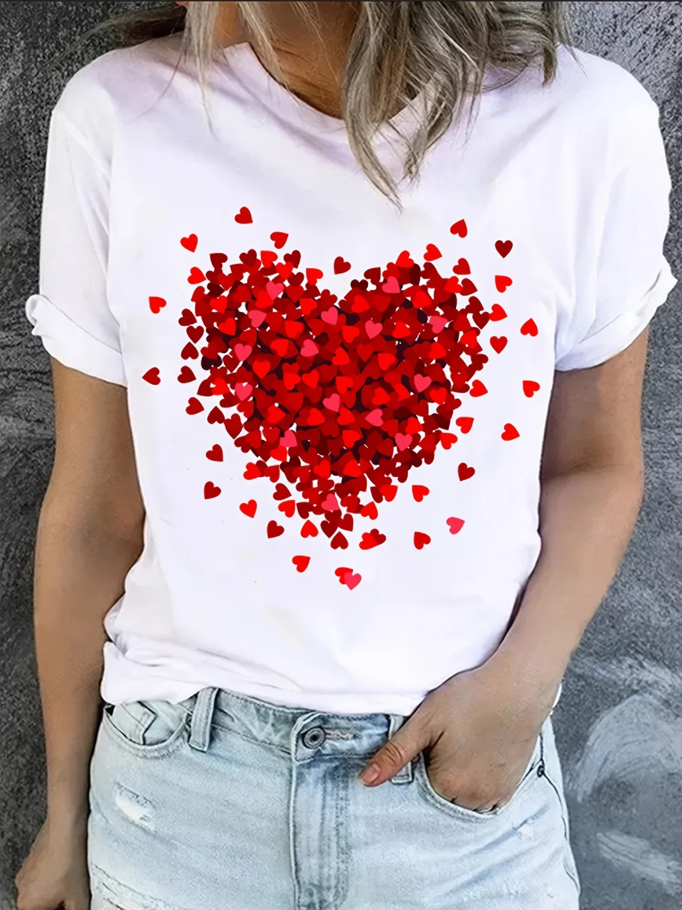 T-shirt met hartprint voor Valentijnsdagcadeaus, T-shirt met korte mouwen en ronde hals, casual tops voor elke dag, dameskleding - afbeelding 2