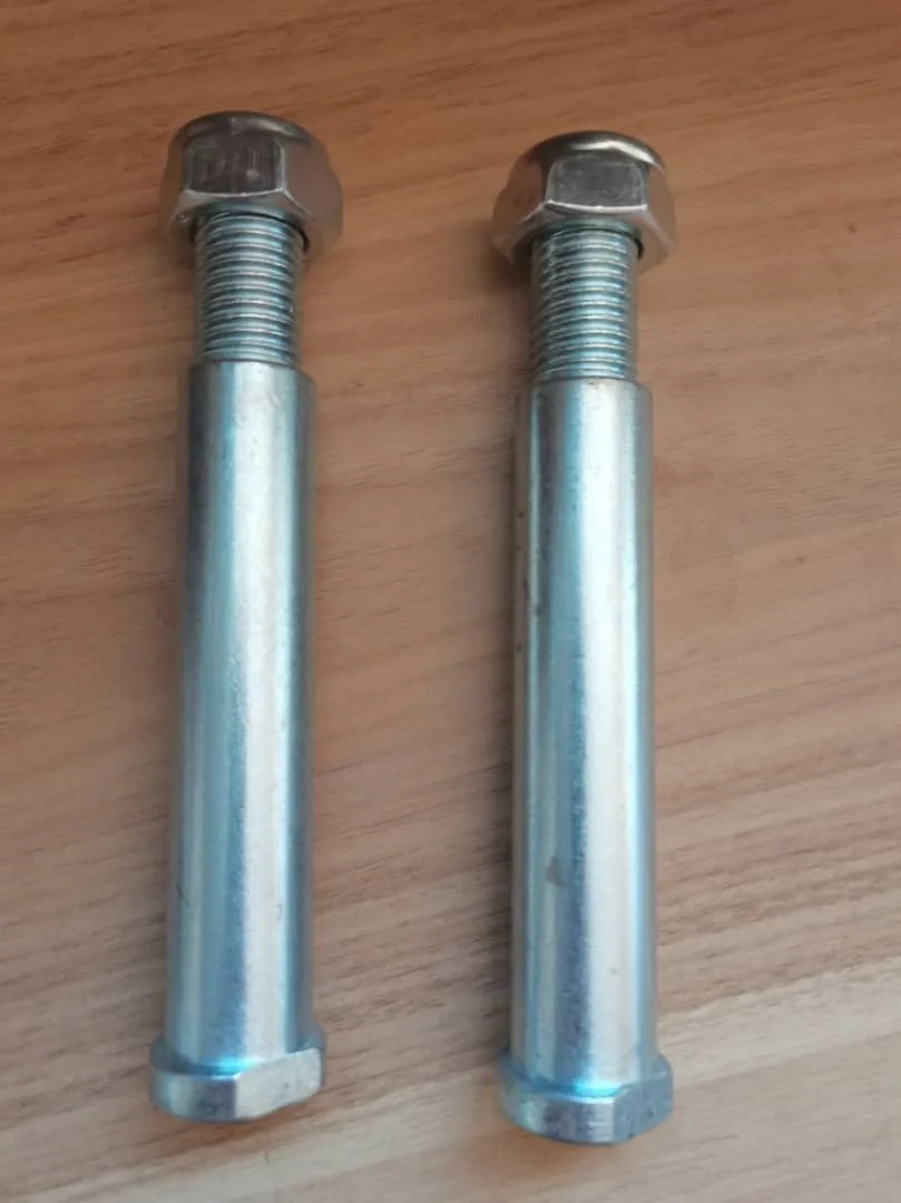 Customized excavator chassis telescopic function
