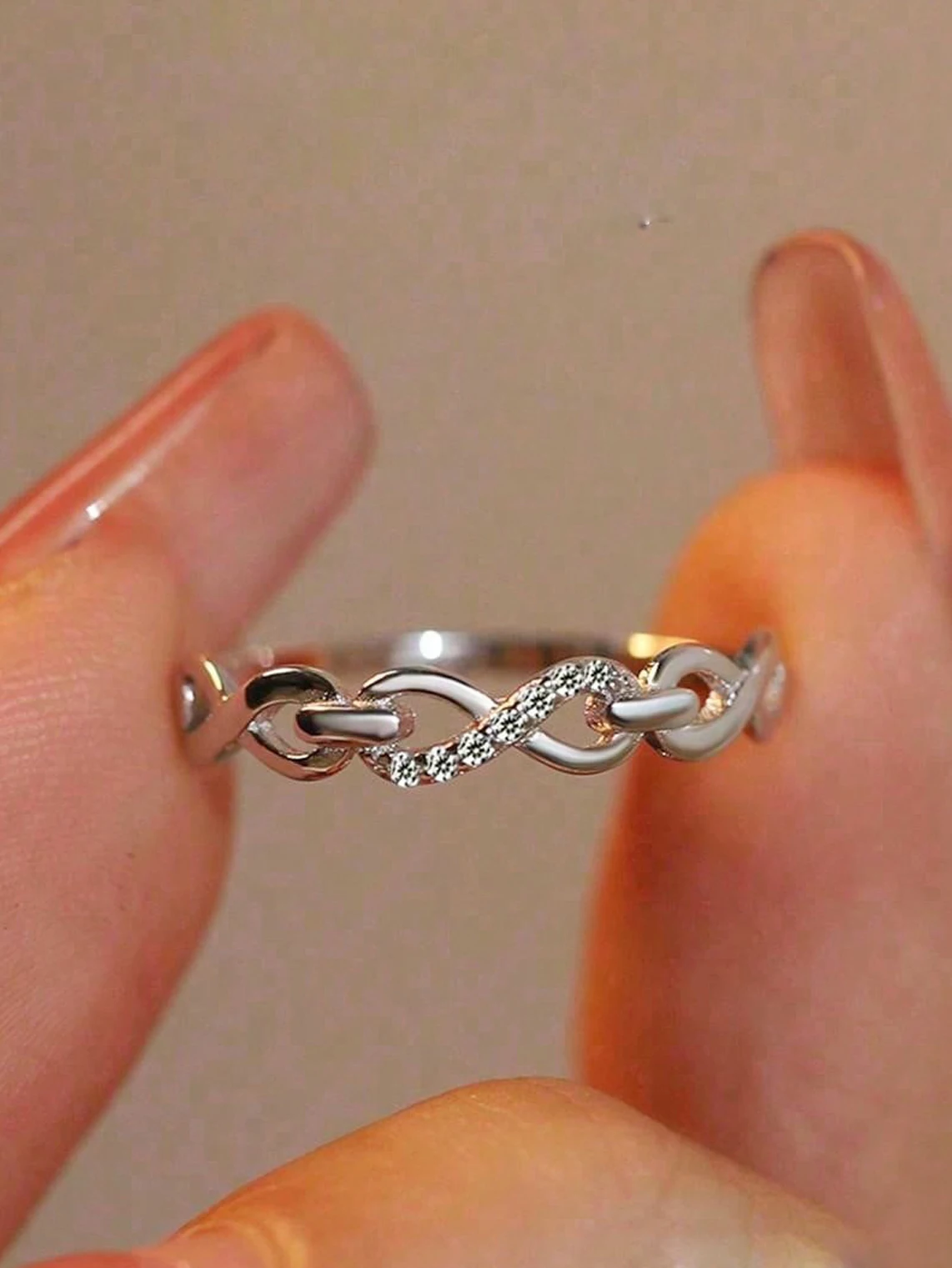 

Кольцо из стерлингового серебра S925, женское кольцо для повседневного ношения, японское свежее кольцо на указательный палец с микроинкрустацией цирконом для женщин, Ins Европейский и американский стиль, символ бесконечности, свадебная вечеринка, ювелирны