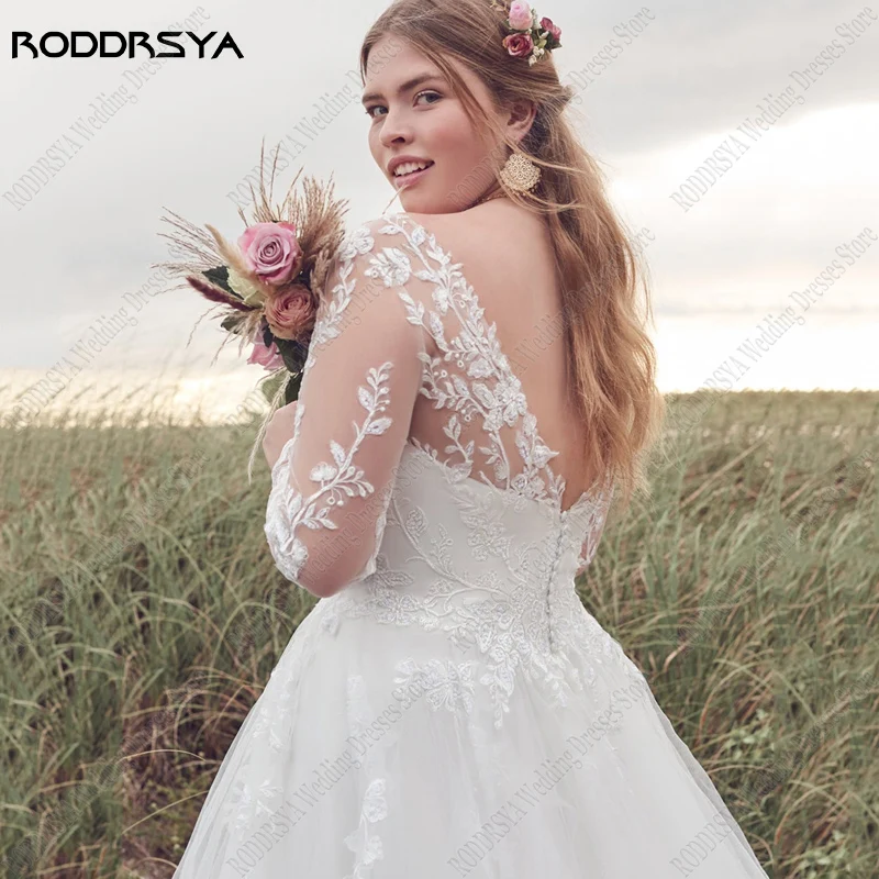 Roddrsya Plus Size Brautkleider für Frauen V-Ausschnitt Spitze Applikationen Brautkleid Tüll Sweep Zug Strand Robe de Mariée Boho Civil