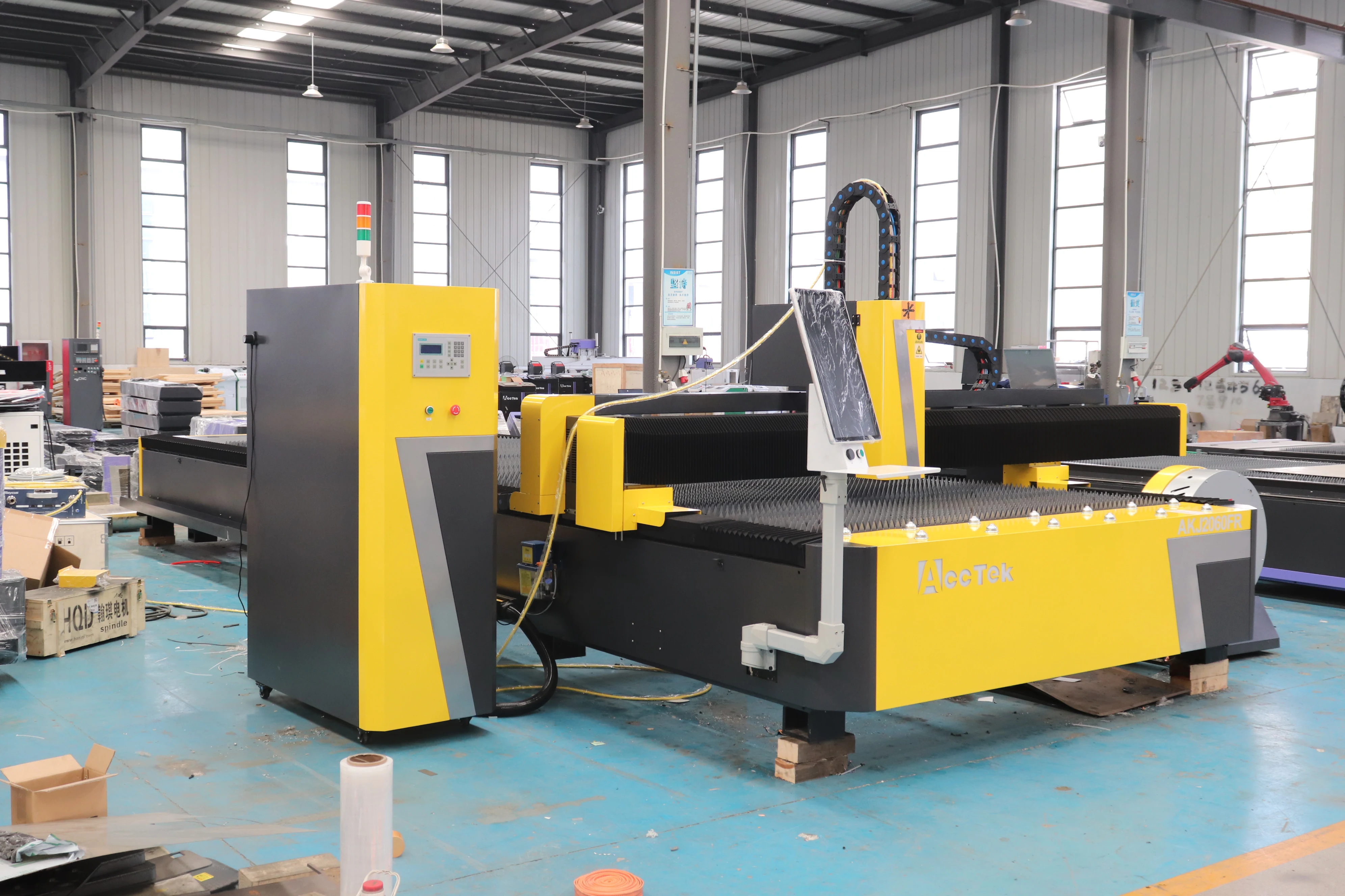 1000W Plaatstaal Snijdende Fiber Lasersnijder 3kw 6kw 12000W Metalen Buis Dikke Plaat Gravure Cnc Fiber Lasersnijmachine
