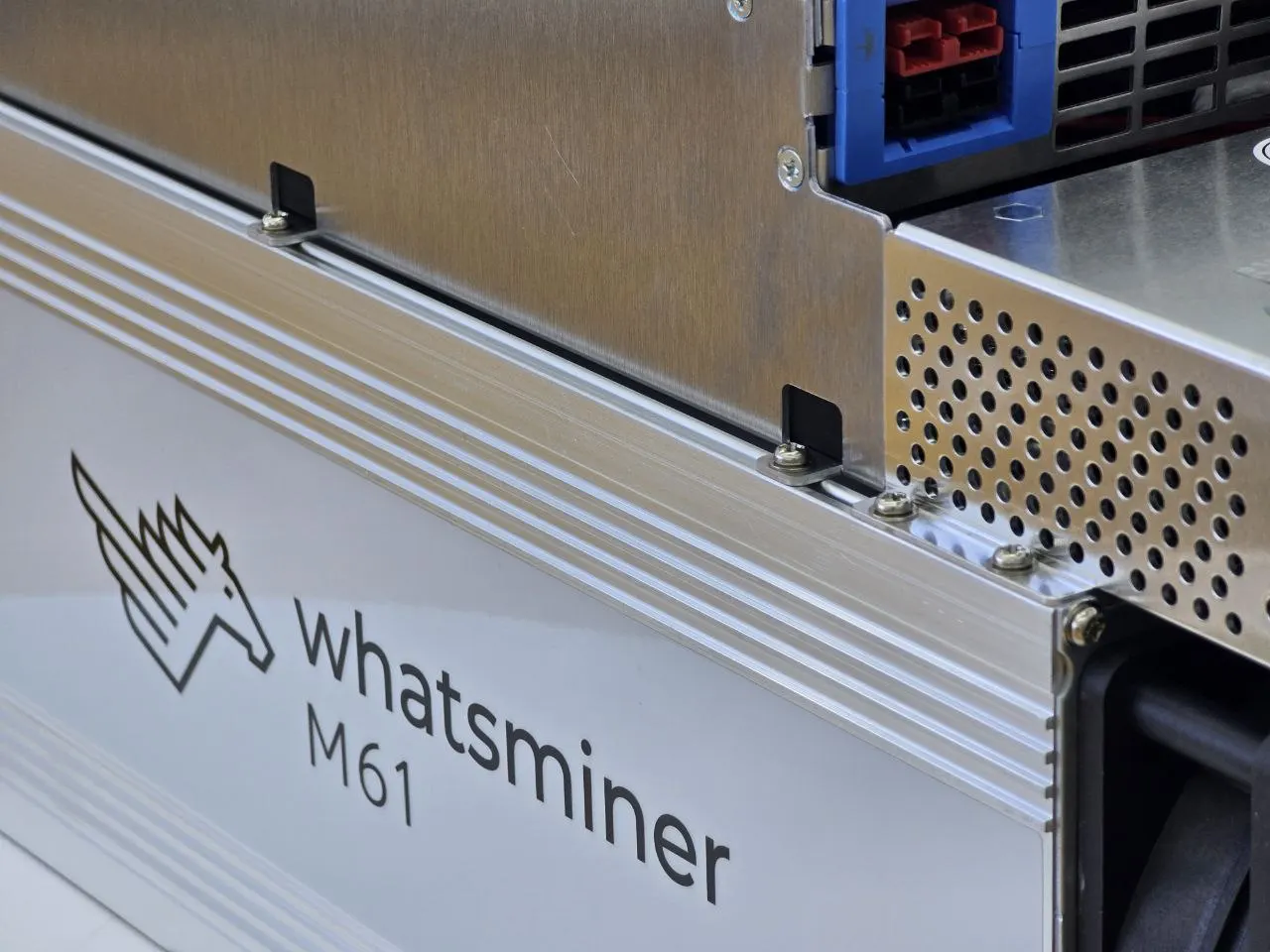 

Купите 5, получите 2 бесплатно: WhatsMiner M61 210T 19W, новый биткойн-майнер с алгоритмом SHA-256, ASIC-майнер для майнинга BTC, криптомайнер для биткойн-майнинга CP.