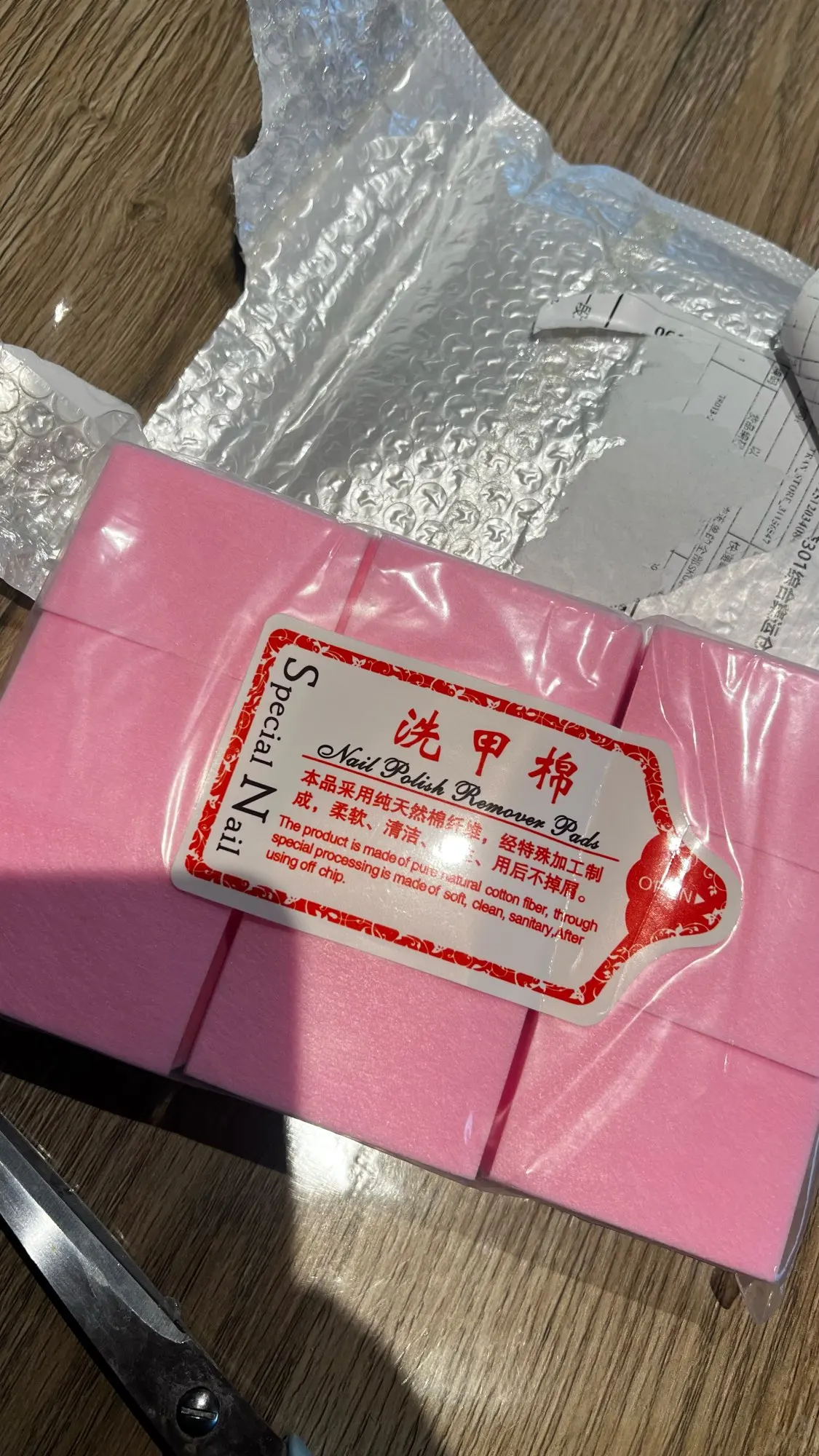 100/600pcs/Lot Lint Free Nail Wipes 5colors Gel Nail Polish Remover Coffon Pads for Beauty Makeup Cleaning Manicure Salon Tools photo review