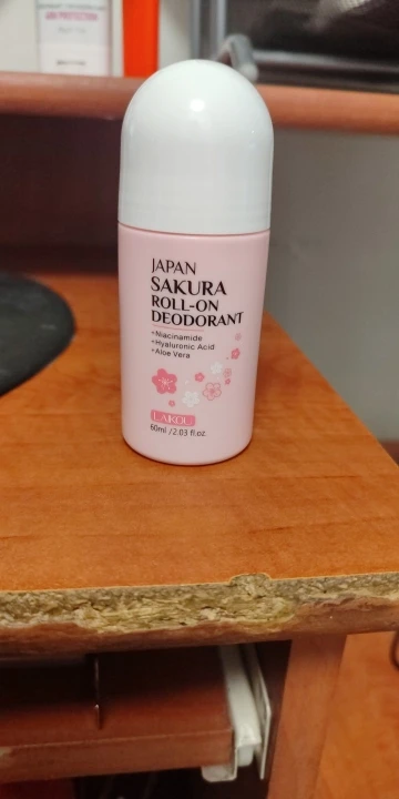 Japan Sakura Roll On Deodorant 60ml Long Lasting Natural Fragrance Fresh Aroma Perfume For Women Men photo review