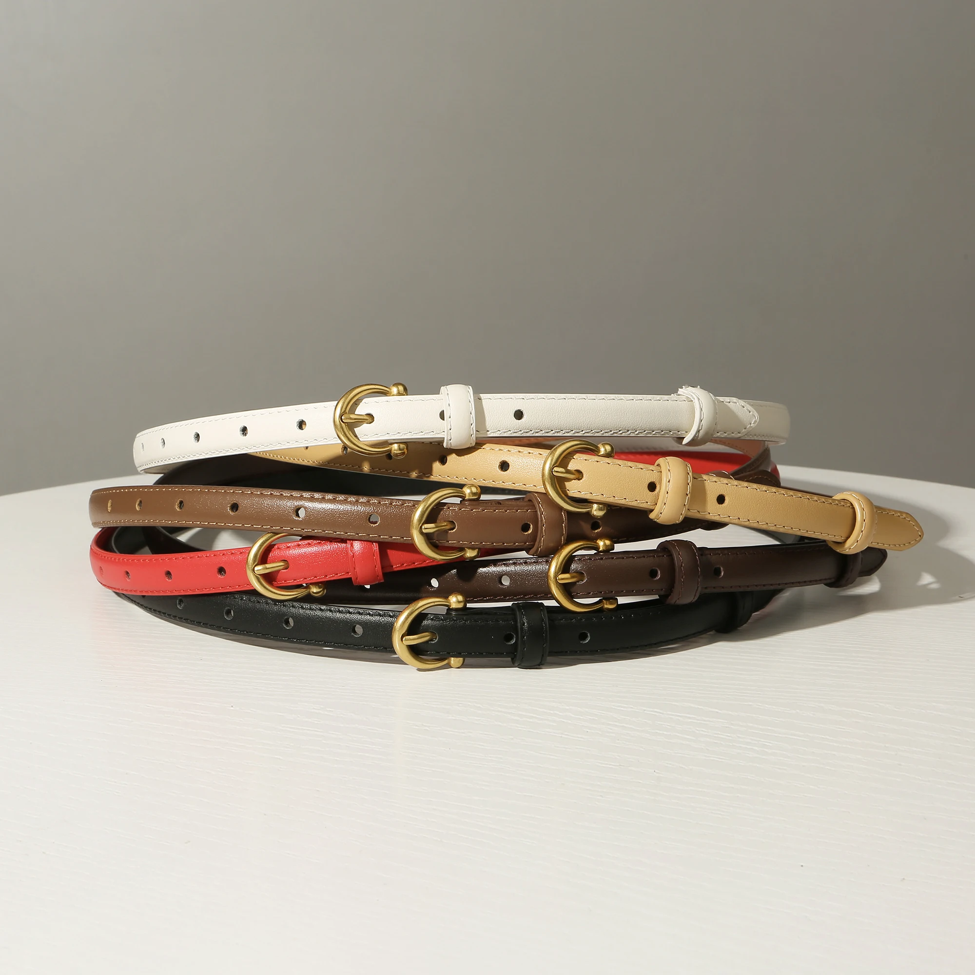 

2026 New Women's Skinny Leather Belt for Jeans Dresses Pants Ladies Thin Soft Waistband with Gold Buckle Black Brown Gift Belt
