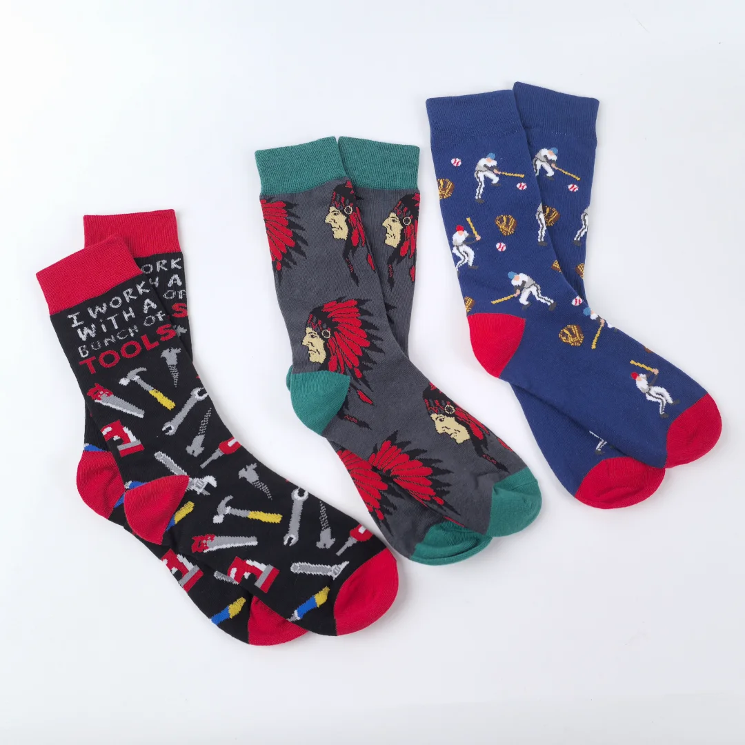 1 Pair of Novelty Creative Men's Mid-Calf Socks with Tool, Portrait, and Ball Athletic Patterns，Suit  in All Seasons