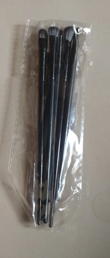 6PCS Eyes Makeup Brushes Set Professional Soft Contouring Eyeshadow Eyeliner Eyebrow Brush Women Facial Beauty Cosmetic Tool photo review