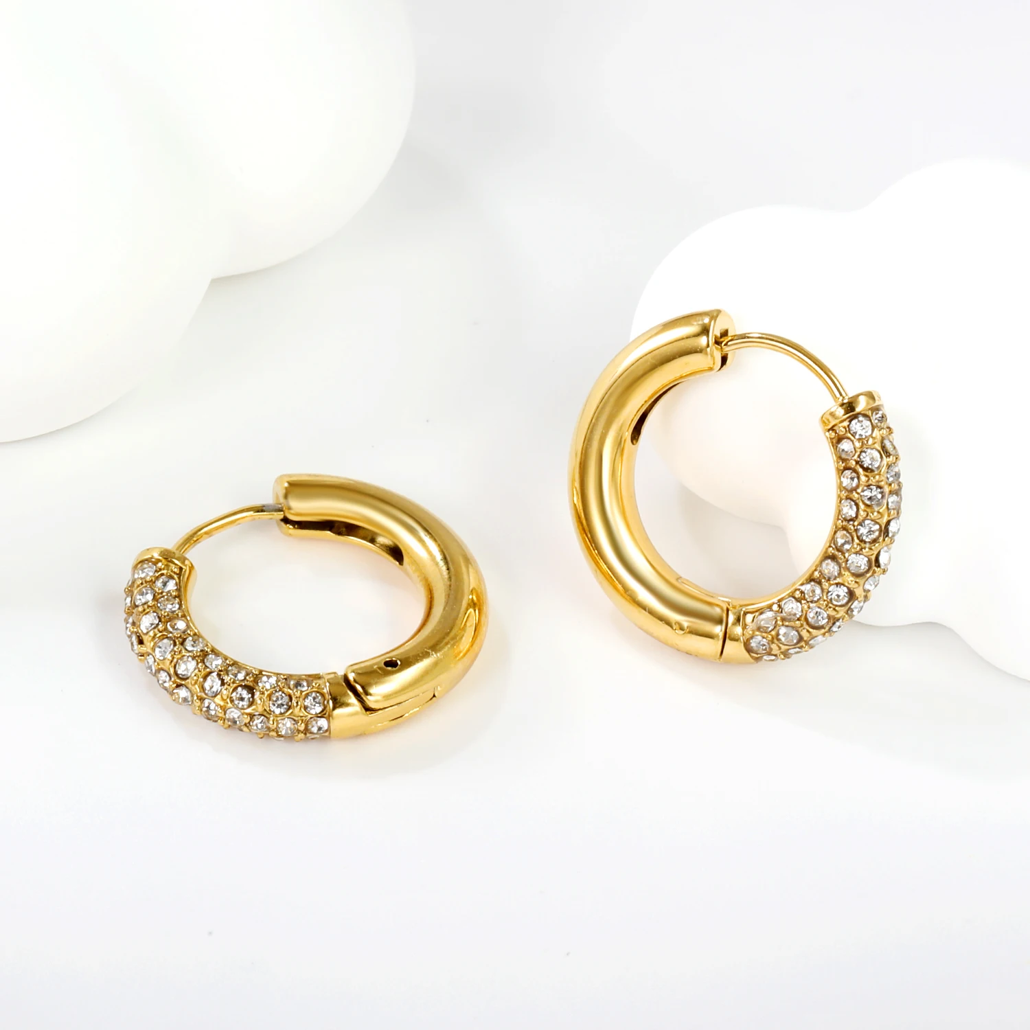 LUXUKISSKIDS Vintage Woman Stainless Steel серьги C Shaped Hoop Earring Fake Pearl Round Ears Clips Thick Hyperbole Jewelr