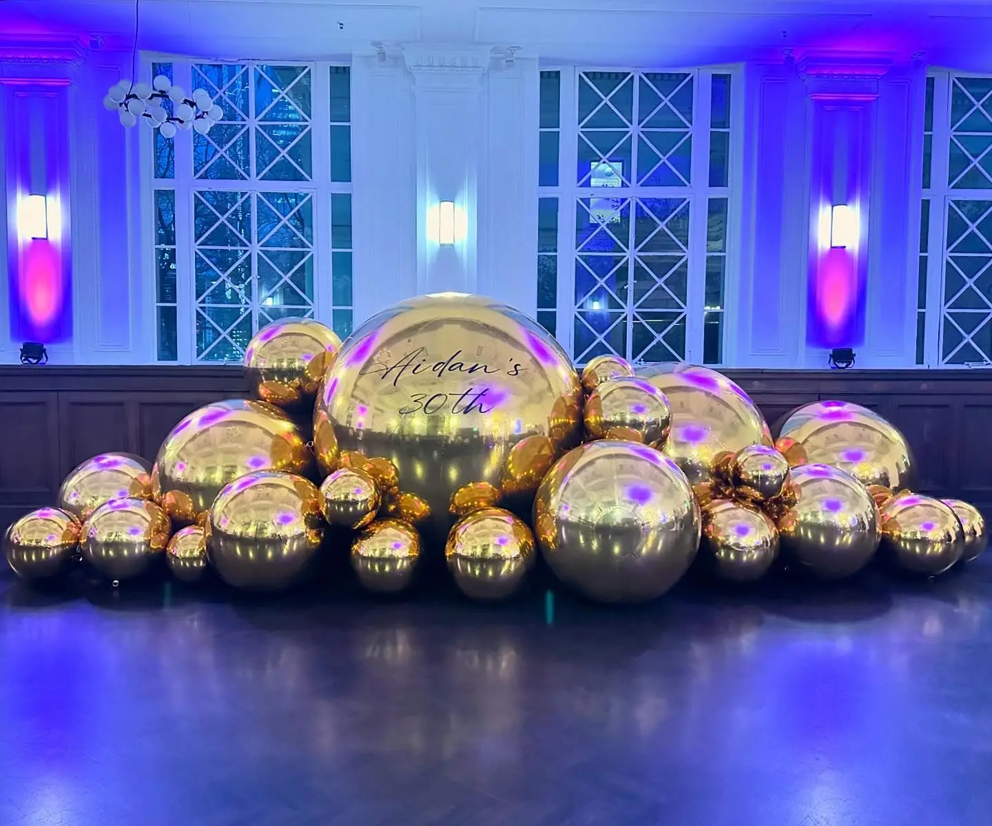 Inflatable Christmas Mirror Balls Set-6pcs Shiny Gold Balls Airtight Giant Mirror Balloon Large PVC Sealed Sphere For Party Deco