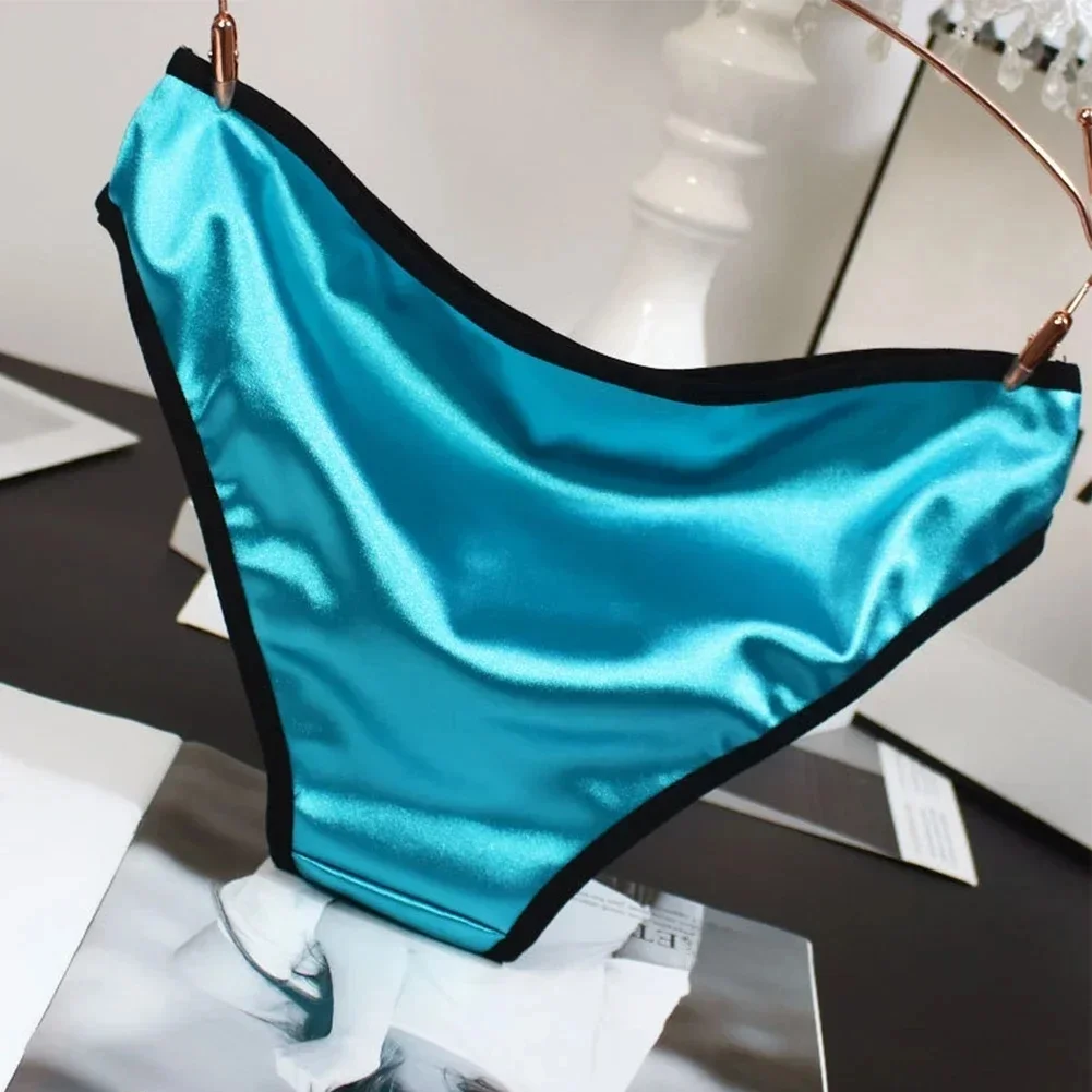 Slip confortable en Satin pour femmes, sous-vêtement Sexy en soie, doux pour la peau, taille basse, Bikini, culotte respirante sur le côté en dentelle