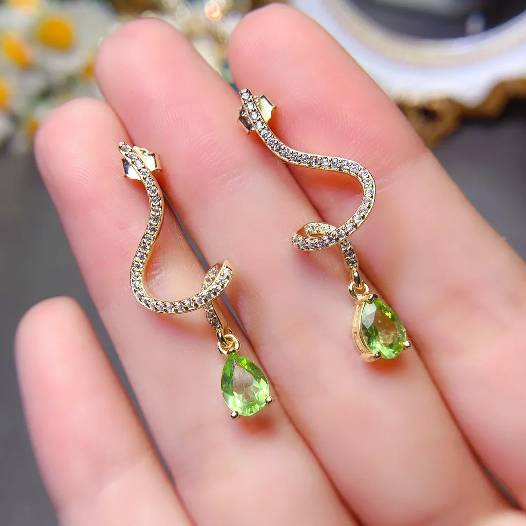 KJJEAXCMY Boutique Jewelry Girls' Natural Olivine Gemstone Ears 925 Pure Silver Electroplated Gold Christmas Gift for Girlfriend