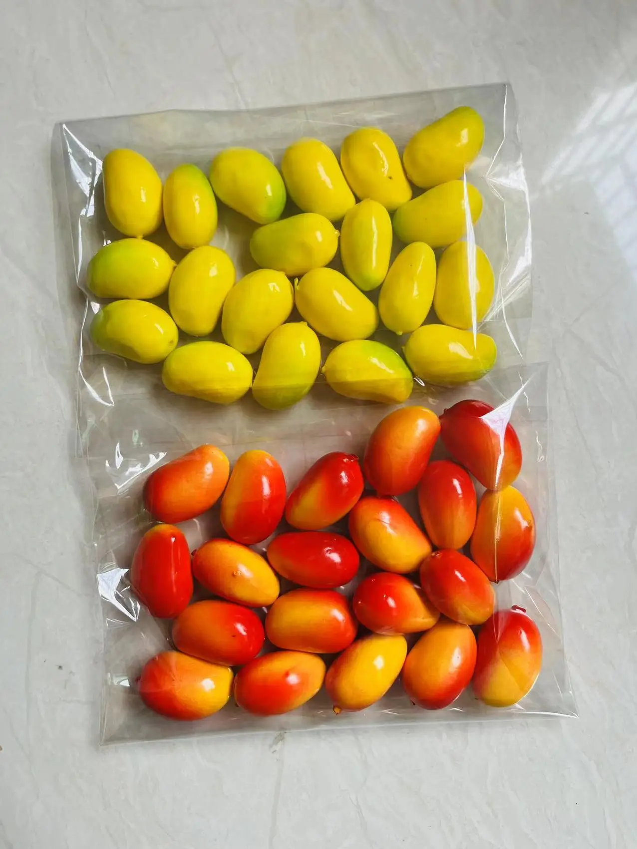 10 Stück Mini Künstliche Früchte und Gemüse: Apfel, Birne, Pfirsich, Banane, Orange, Zitrone, Paprika, Chili, Kartoffel, Tomate für Heim- und Küchendekoration – Detail 8