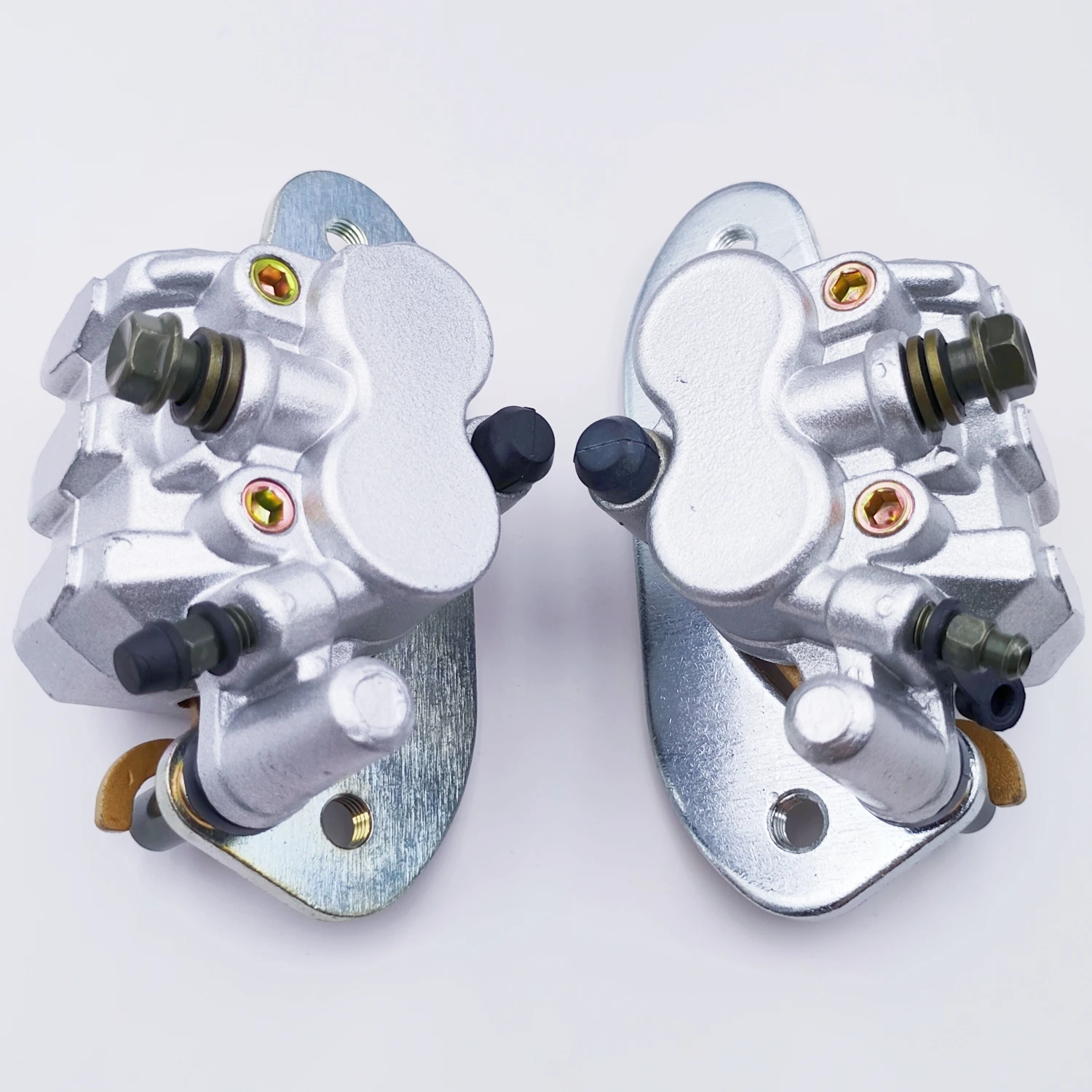 

Left Right Rear Brake Caliper Kit for Yamaha Viking 700 YXC700 Wolverine 700 YXE70 850 YXE85 1XD-2580V-00-00 1XD-2580W-00-00