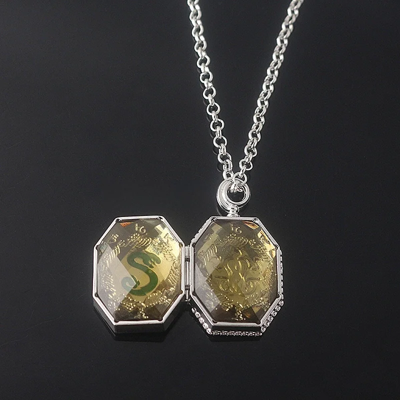 Porte-clés créatif Horcrux pendentif collier pour hommes personnalité populaire pendentifs ouverts à la mode film périphérique porte-clés bijoux