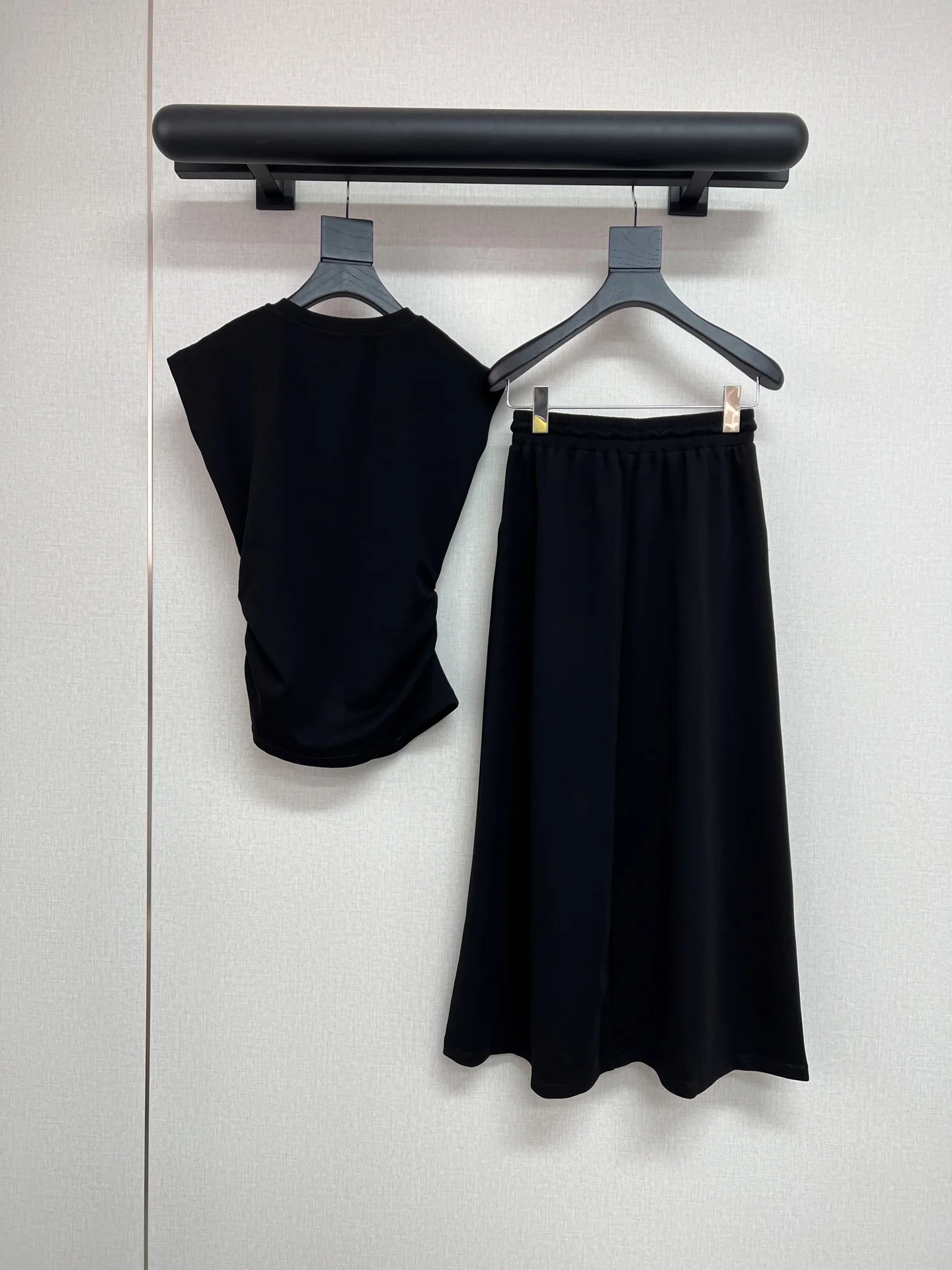 

2026 Spring/Summer New Style Casual Suit with Short Sleeve and Skirt L16