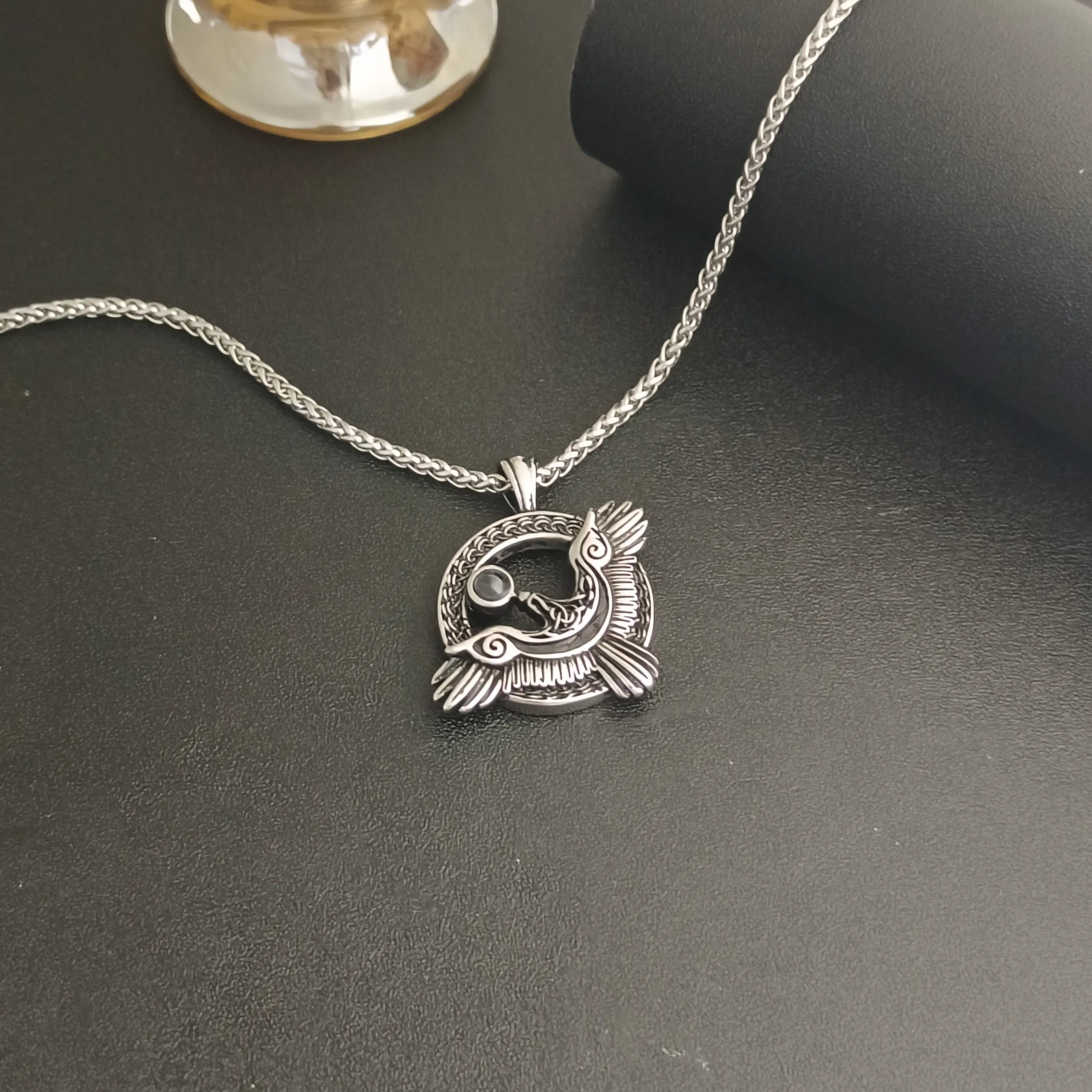 Custom Vintage Photo Projection Necklace Personalized Men’s Stainless Steel Pendant Father’s Day Gift for Boyfriend Husband