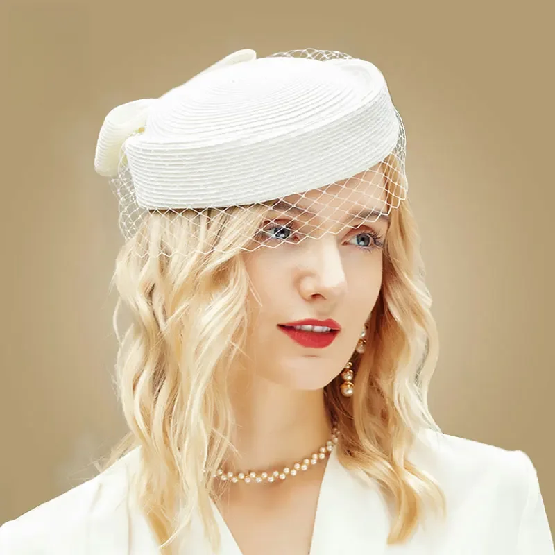 BĂ©ret français en maille avec voile pour femme, Fascinateur d'Ă©lasticitĂ©, chapeaux de paille noirs, pilulier blanc, cocktail, fĂȘte derby, Ă©glise, mariage