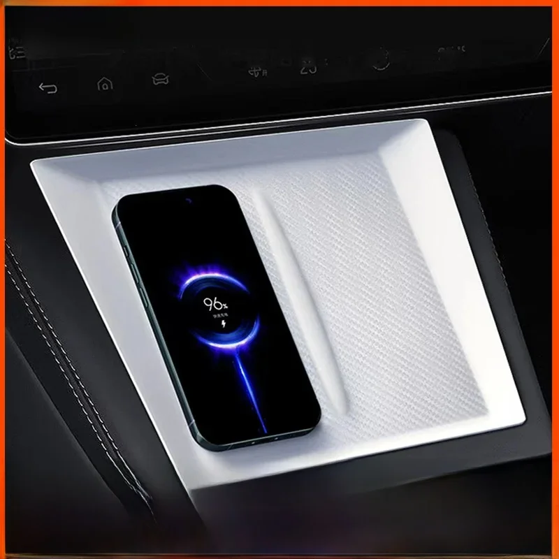 Coussin en Silicone pour chargement sans fil Tesla modèle Y/3 Highland, boîte de rangement de commande centrale, accoudoir, tapis inférieur antidérapant