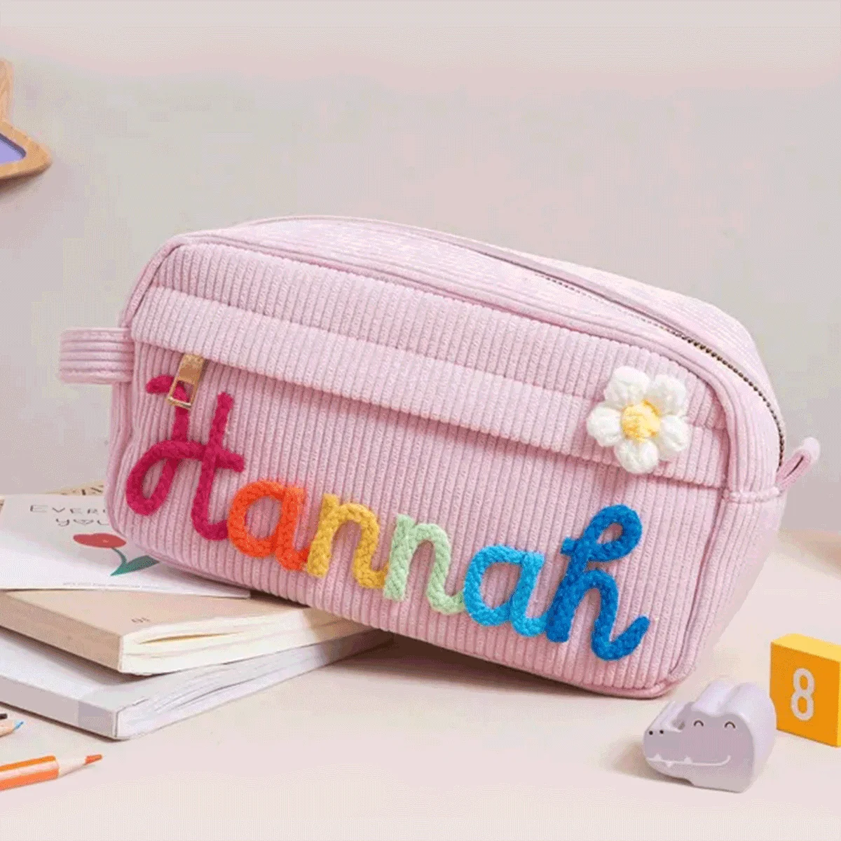 1 Stück personalisierte Kosmetiktasche aus Cord – personalisierter Namensbeutel | Stilvolle, Schlichte, Mini und Tragbare Handliche Aufbewahrungstasche – Detail 13