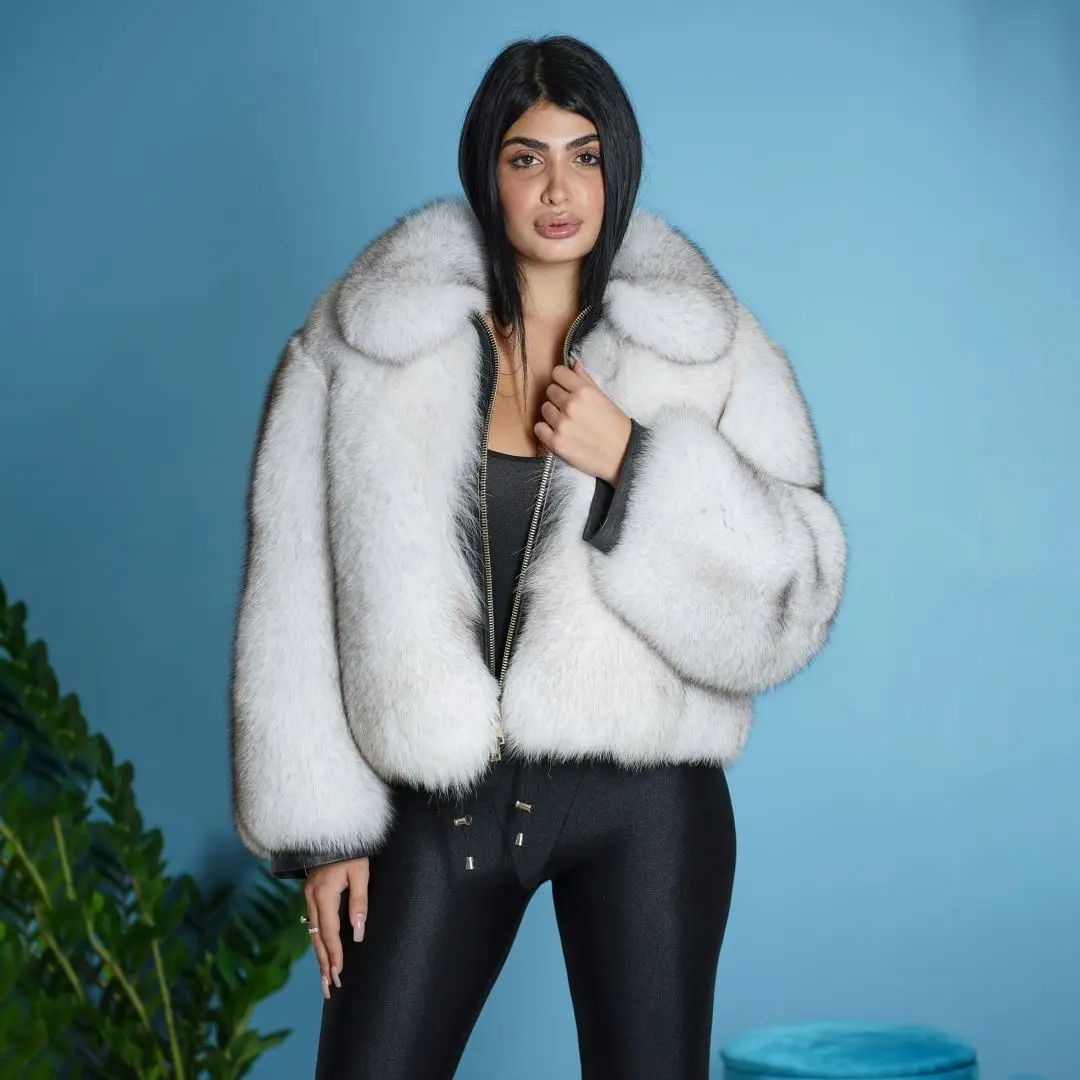 

Fashion Short Real Fox Fur Jacket with Lapel Collar Zipper Casual Women Genuine Full Pelt Fox Fur Coats High Quality Fur Outwear