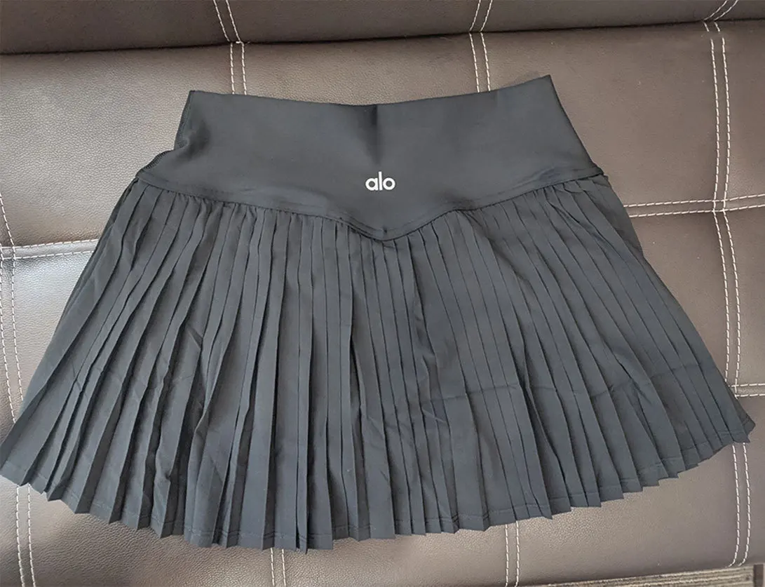 2025 Women's Yoga high-waisted anti-slip fashion double-layer non-slip golf casual skirt with pockets