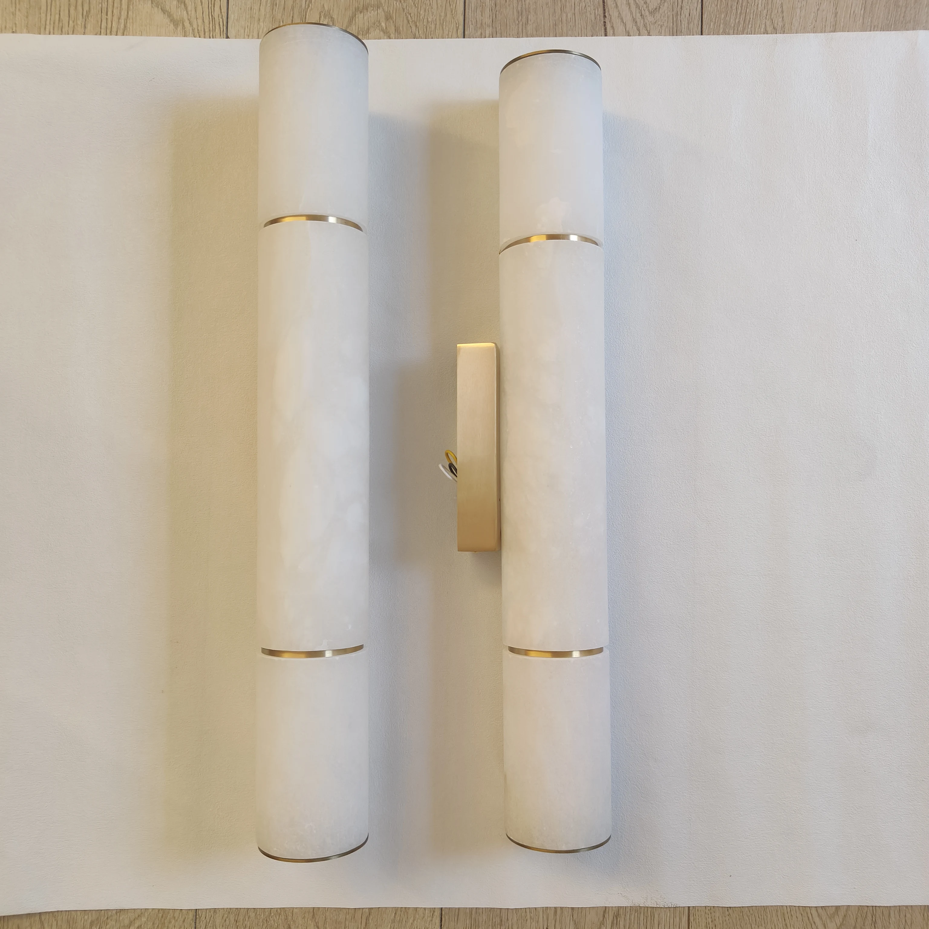 Pay the price difference Cover additional shipping costs Order replacement parts。