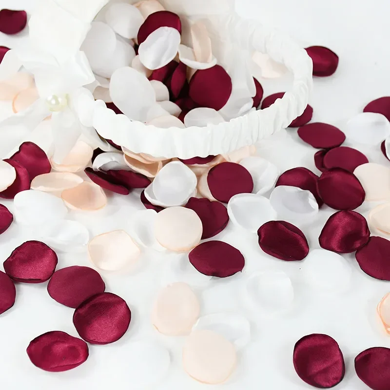 Mélange de pétales de Rose en Satin de soie bordeaux, 100 pièces, pour fête de mariage, décorations de Table pour la maison, accessoires de mariage