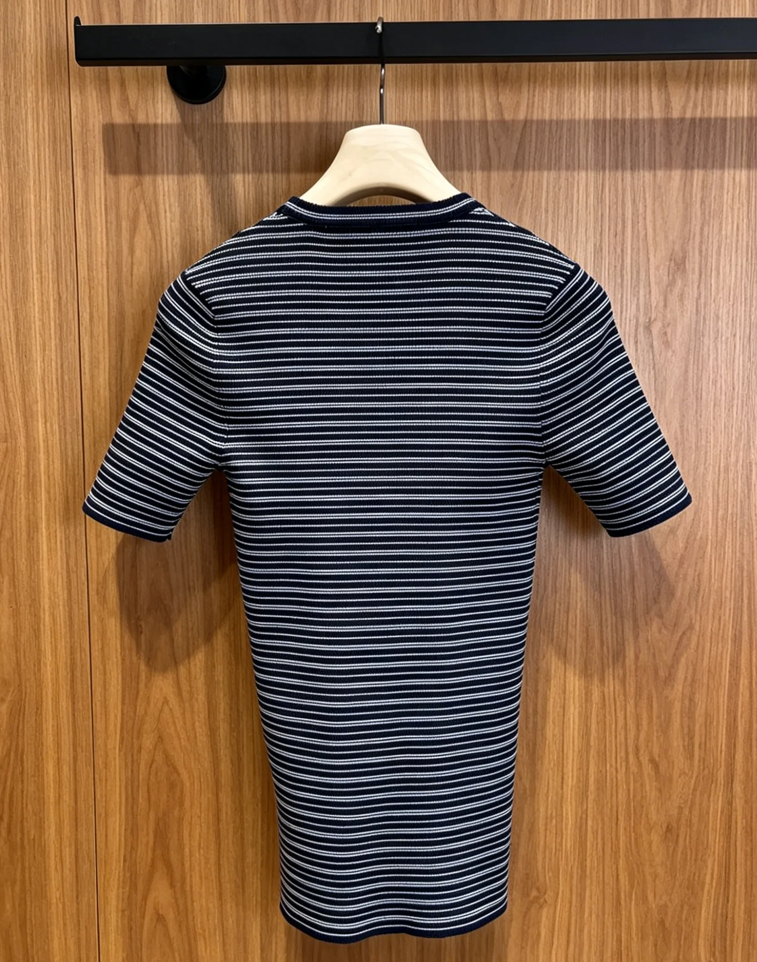 

2026 New Women's Striped Short Sleeve Size M L Minimalist and Slim Code31