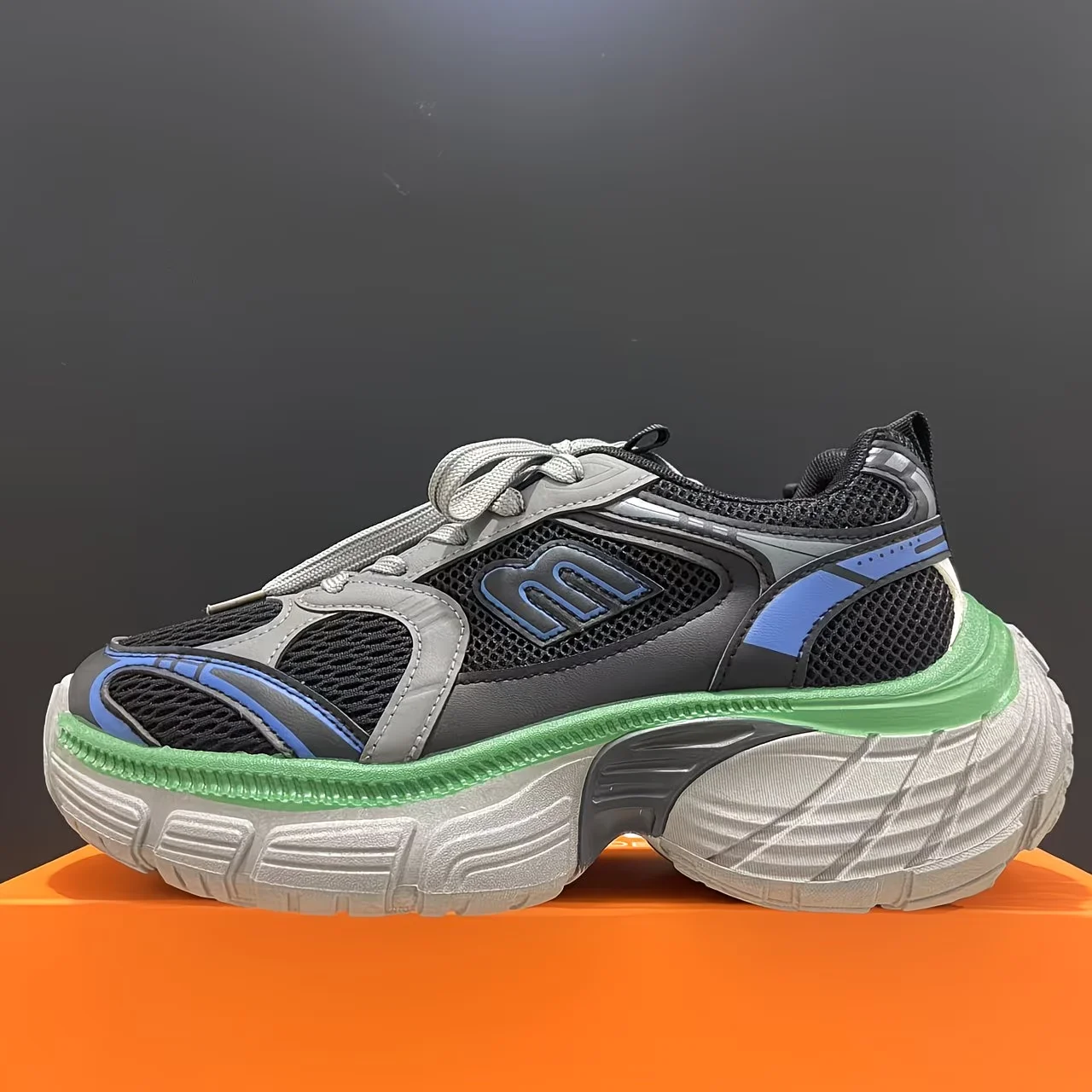 

2026 New Men's Chunky Sneakers Retro Thick Sole Platform Shoes Breathable Mesh Casual Sports Shoes Fashion Streetwear