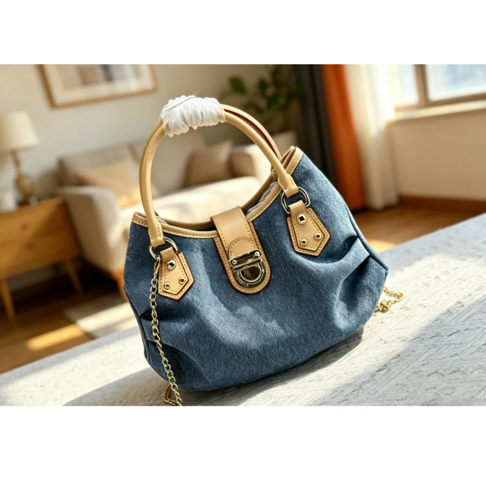 

2026 Size: 26X19X13 cm no box New Model - Versatile and Fashionable PU Leather Bag - Durable,High-Quality and Affordable