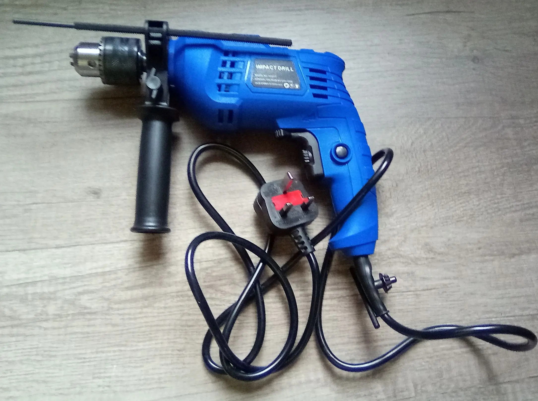 Hammer Drill 240V for Wood Metal Concrete, 850W Corded Electric Impact Drill 3000rpm Variable Speed, 2 in 1 with 360° Rotating photo review