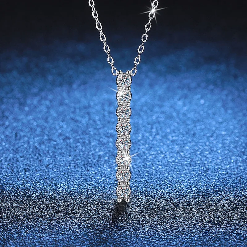 

0.24 Carat D Color Moissanite Pendant Necklace 925 Sterling Silver Korean Style Clavicle Chain for Women