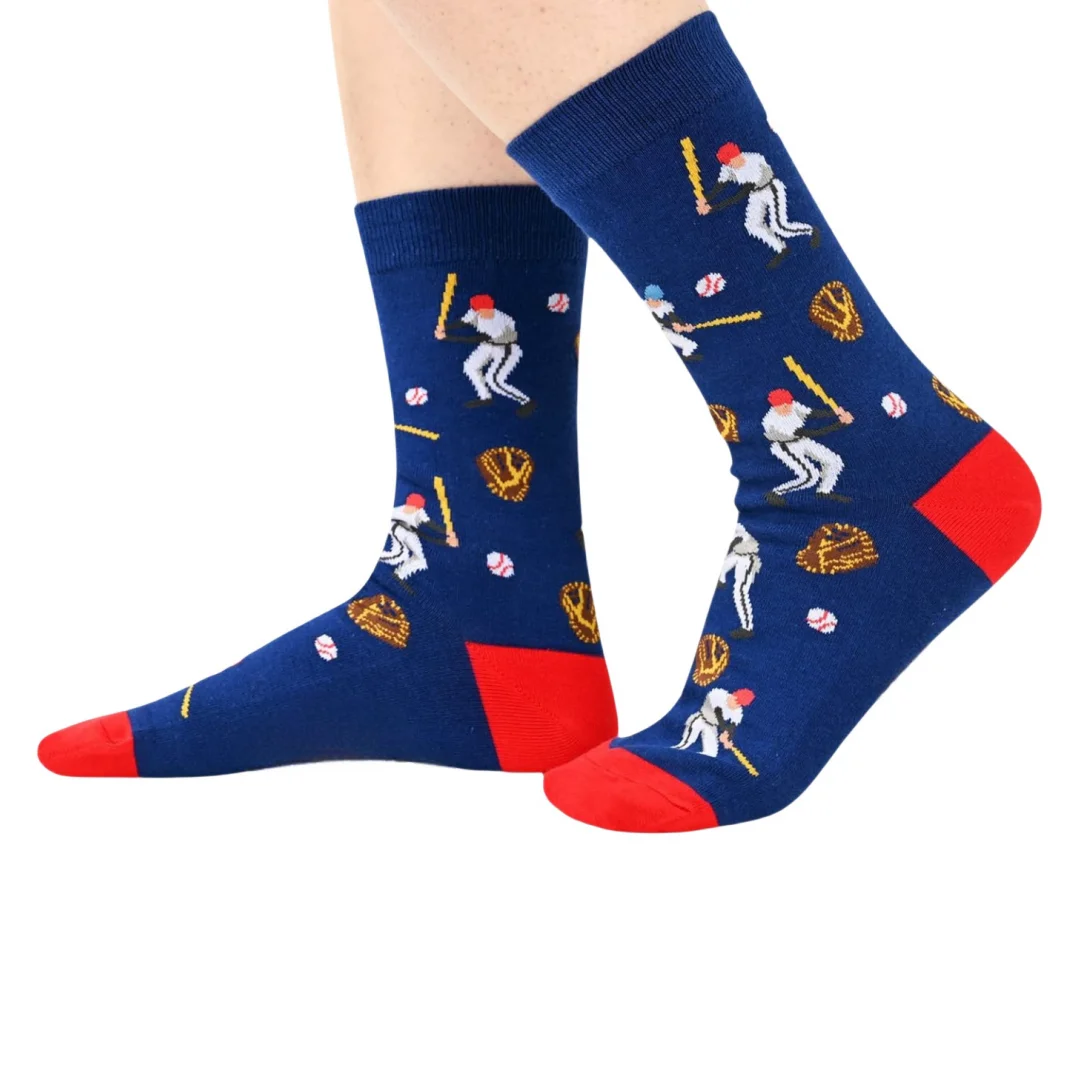 1 par de meias masculinas criativas de meia panturrilha com ferramentas, retrato e padrões atléticos de bola, adequadas para todas as estações