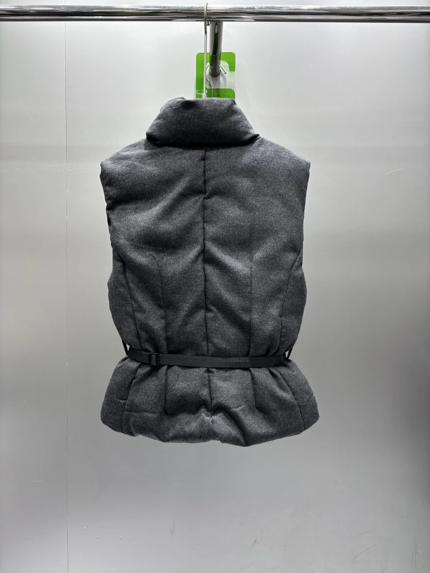 

2025 Autumn and Winter Stand-up Collar Belt Decorated Three-dimensional cinched waist woolen Down Jacket Vest