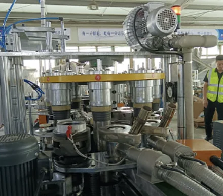 ماكينة تصنيع أكواب الشاي الورقية الأوتوماتيكية بالكامل، ماكينة قطع الأعمال الصغيرة ذات الميزانية المنخفضة الجديدة 90-100 قطعة/الدقيقة #4