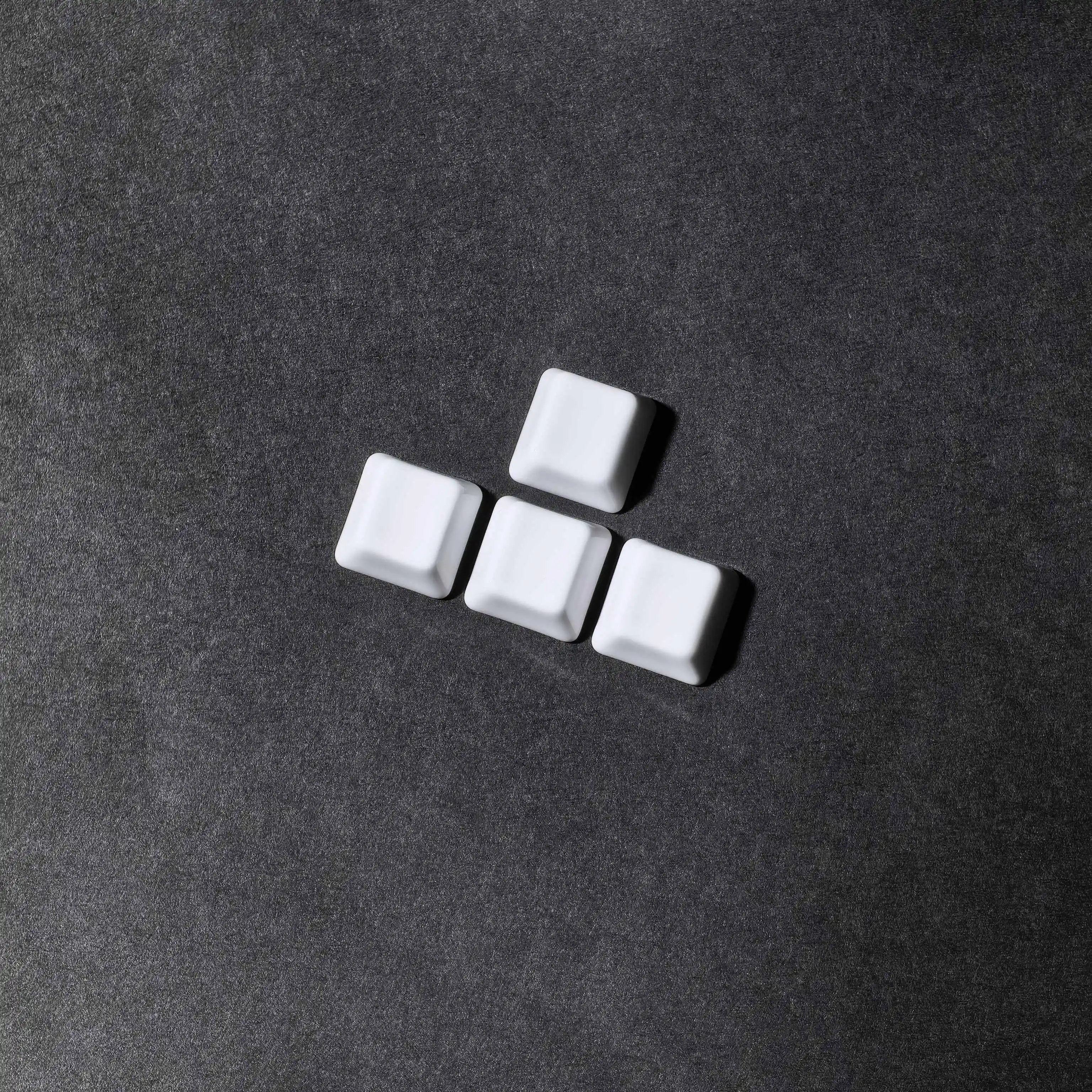4pcs/Set Ceramic WASD Keycaps Arrow Keycaps For Mechanical Keyboards Decoration Personalized Keys Keyboard Accessories