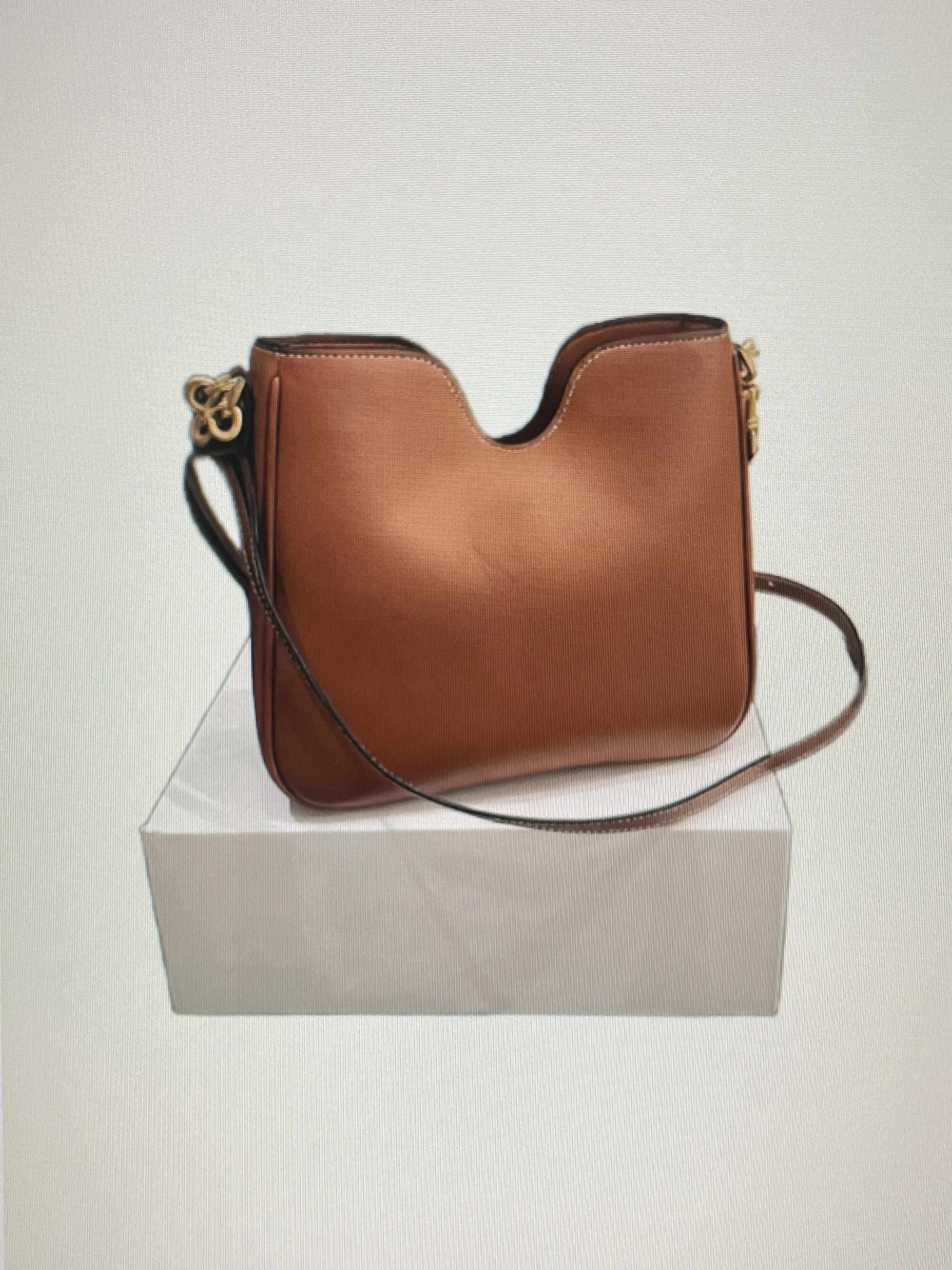 

2024 Осень/Зима, новый дизайн, женская сумка большой вместимости подмышки, 24*21 см