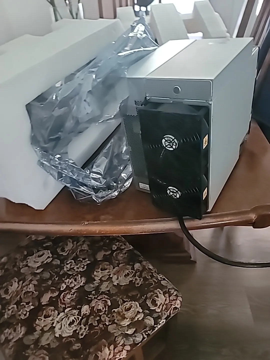 PURE Original Bitmain Z15J 320 KSol/s ZEC Zcash Miner + 1600–1800W APW7 Power Supply