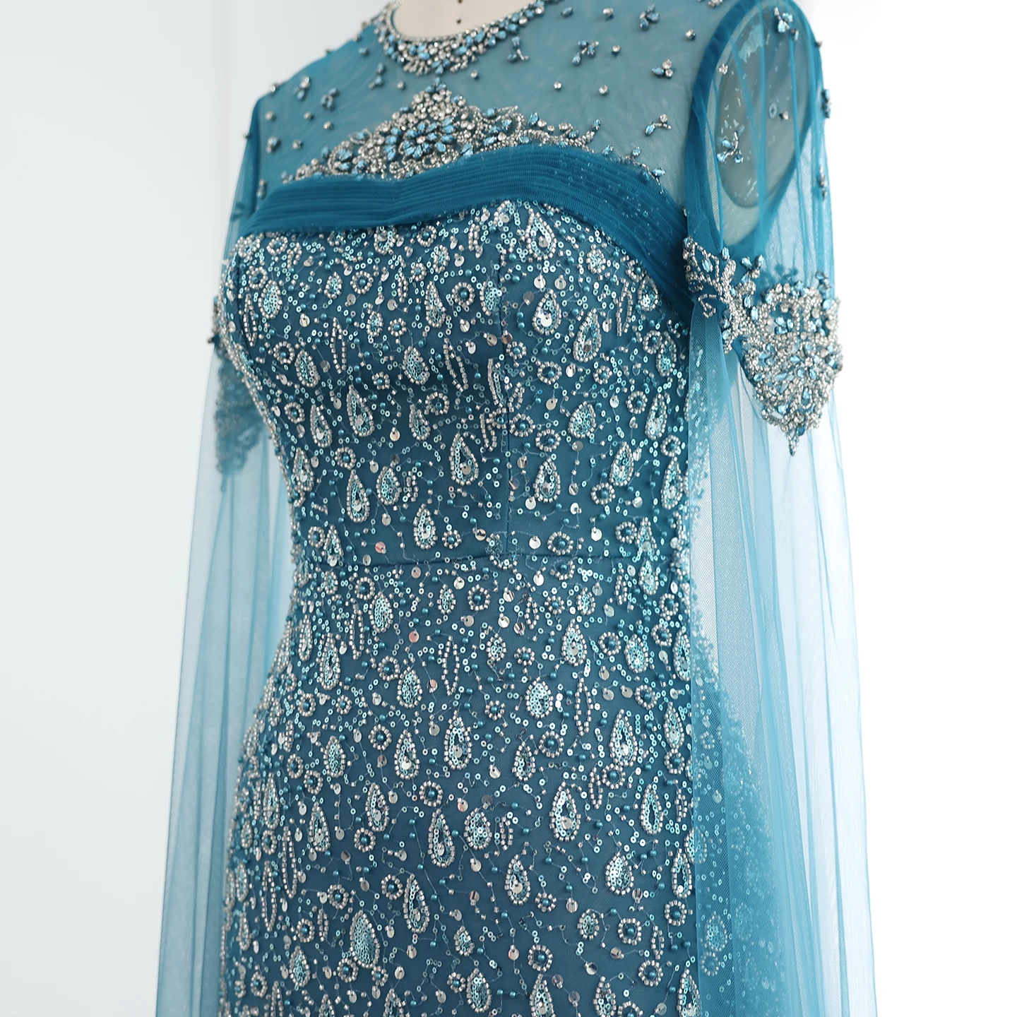 Sharon กล่าวว่า Luxury Turquoise คริสตัล Mermaid ดูไบชุดราตรี Cape สําหรับคํางานแต่งงาน Gowns SS666 ที่กําหนดเอง