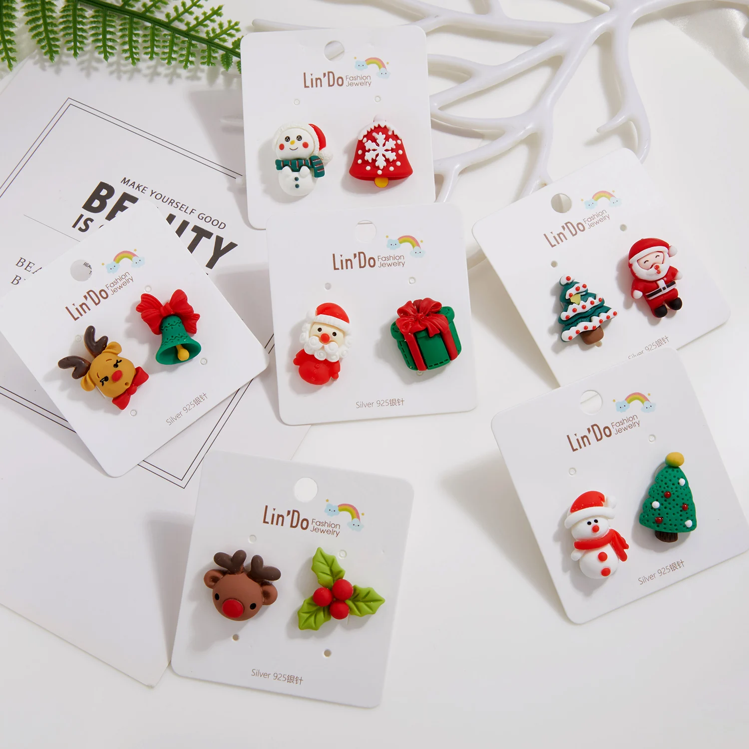 Cute 3D Cartoon Christmas Stud Earrings Santa Claus Snowman Elk Earring For Women Girls Kids Festival Jewelry New Year Gifts