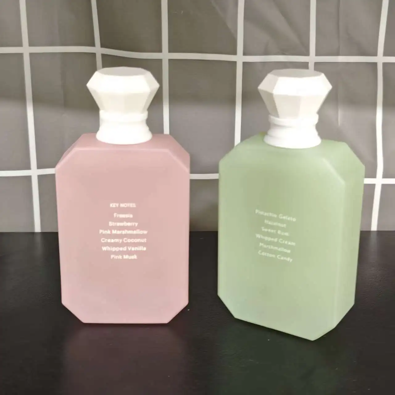 

33 and 81 Kayali Fragrances para Hombres y Mujeres Eau de Parfum Long-Lasting Fragrance for Women 3.40oz /100ml