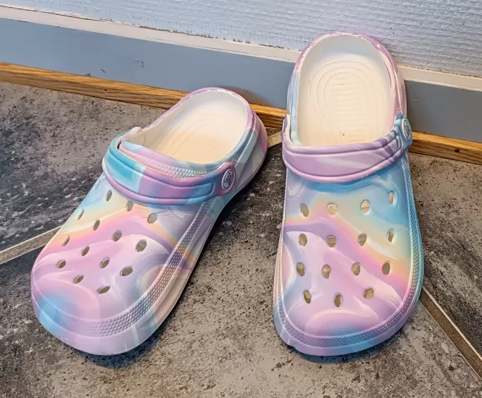 Comfortable Clogs for Children, Slip-On Beach Shoes, Kid's Tie-dye Pattern Mules, Lightweight EVA Garden Shoes, Sandals 168 photo review