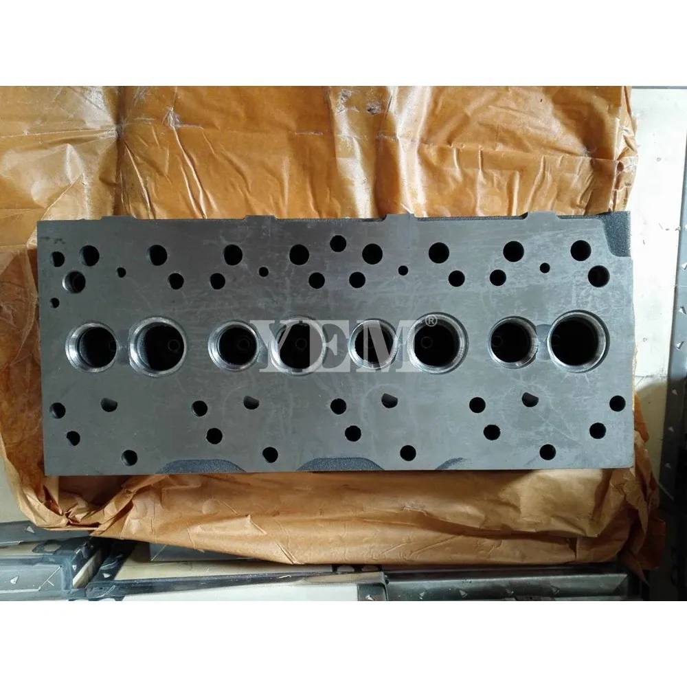 For Komatsu 4D95S Excavator Engine Parts 4D95S Cylinder Head