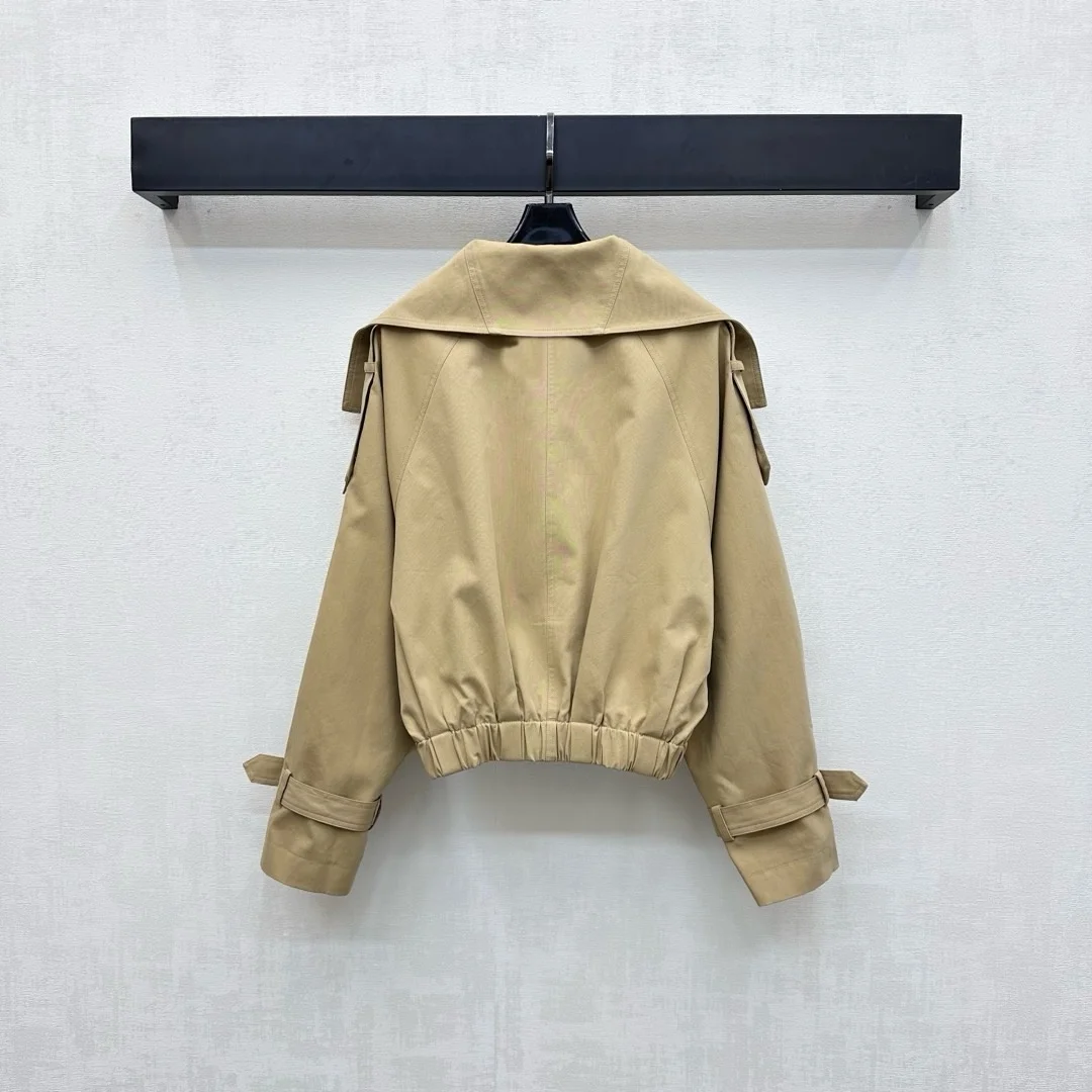 

Осень-зима 2025 года, новая женская одежда, водолазка, короткая плиссированная двубортная ветровка с подолом