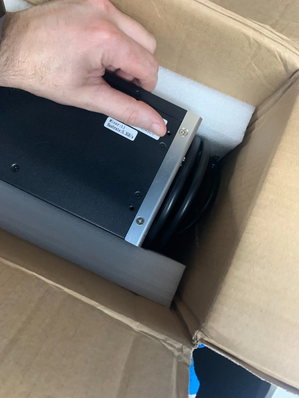 A1 Fluminer L1 Pro 6Gh/s DOGE LTC BEL Coin Miner 1400 Вт 110-240 В переменного тока - в наличии