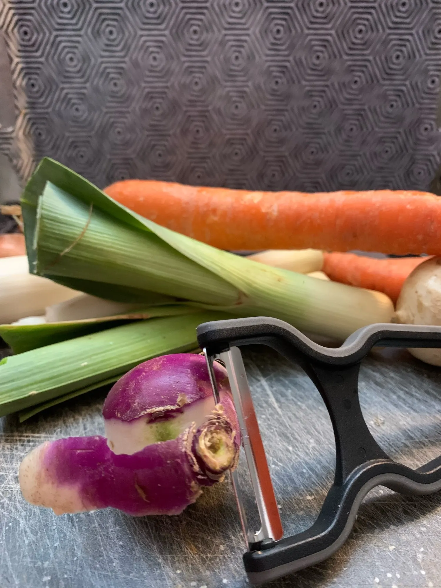 1Pcs Vegetable Peeler Set Potato Slicer Cabbage Grater Fruit Peeler Fruit Carrot Cutter Home Kitchen Peeling Tool Random Color photo review