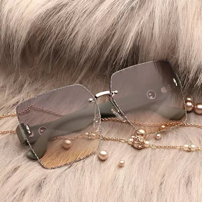 Neue übergroße Damen-Sonnenbrille mit großem Rahmen, modisch und trendig, Prominente, Sonnenbrille