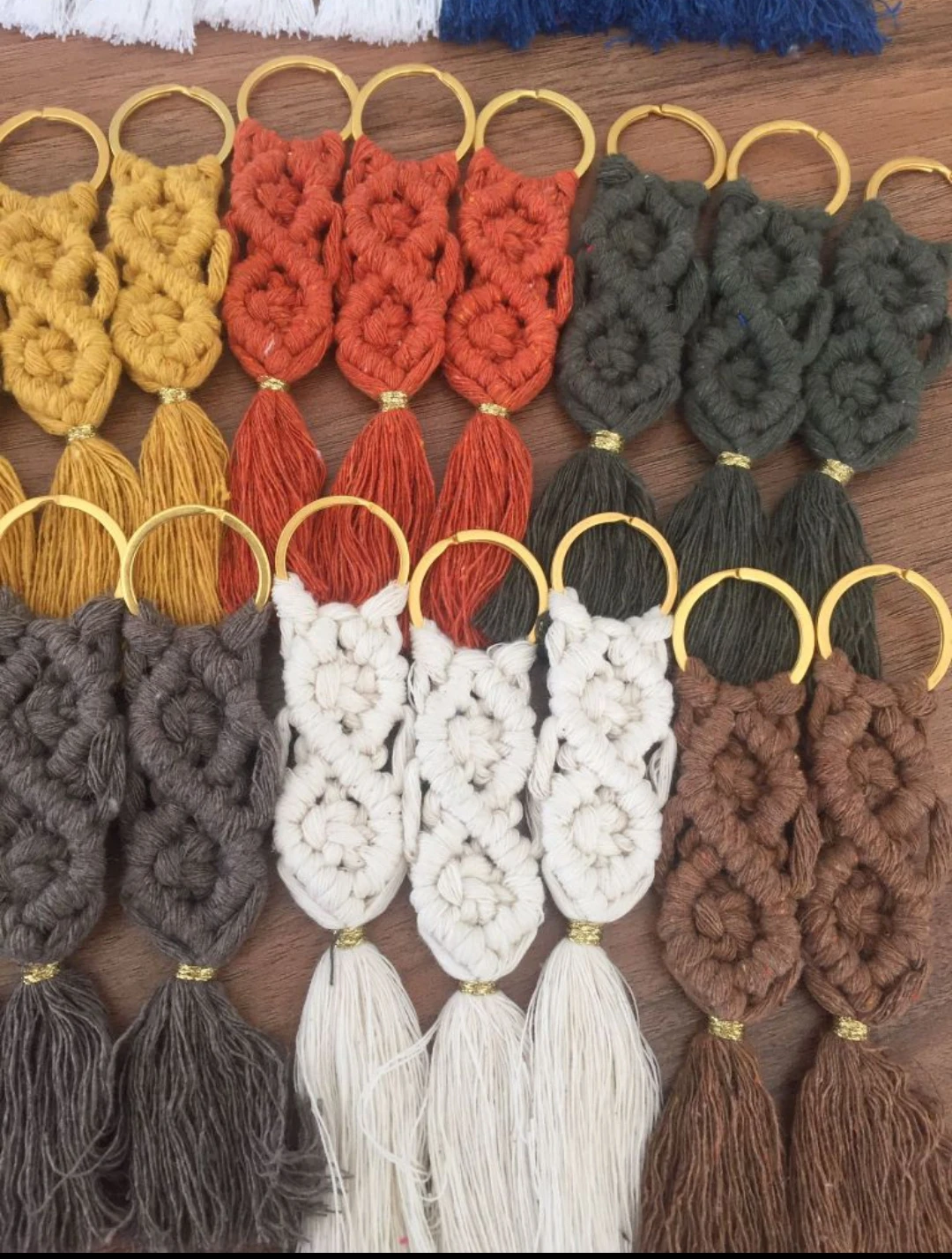 100 pcs macrame keychain mixed color gift for baby shower event baptism wedding henna night