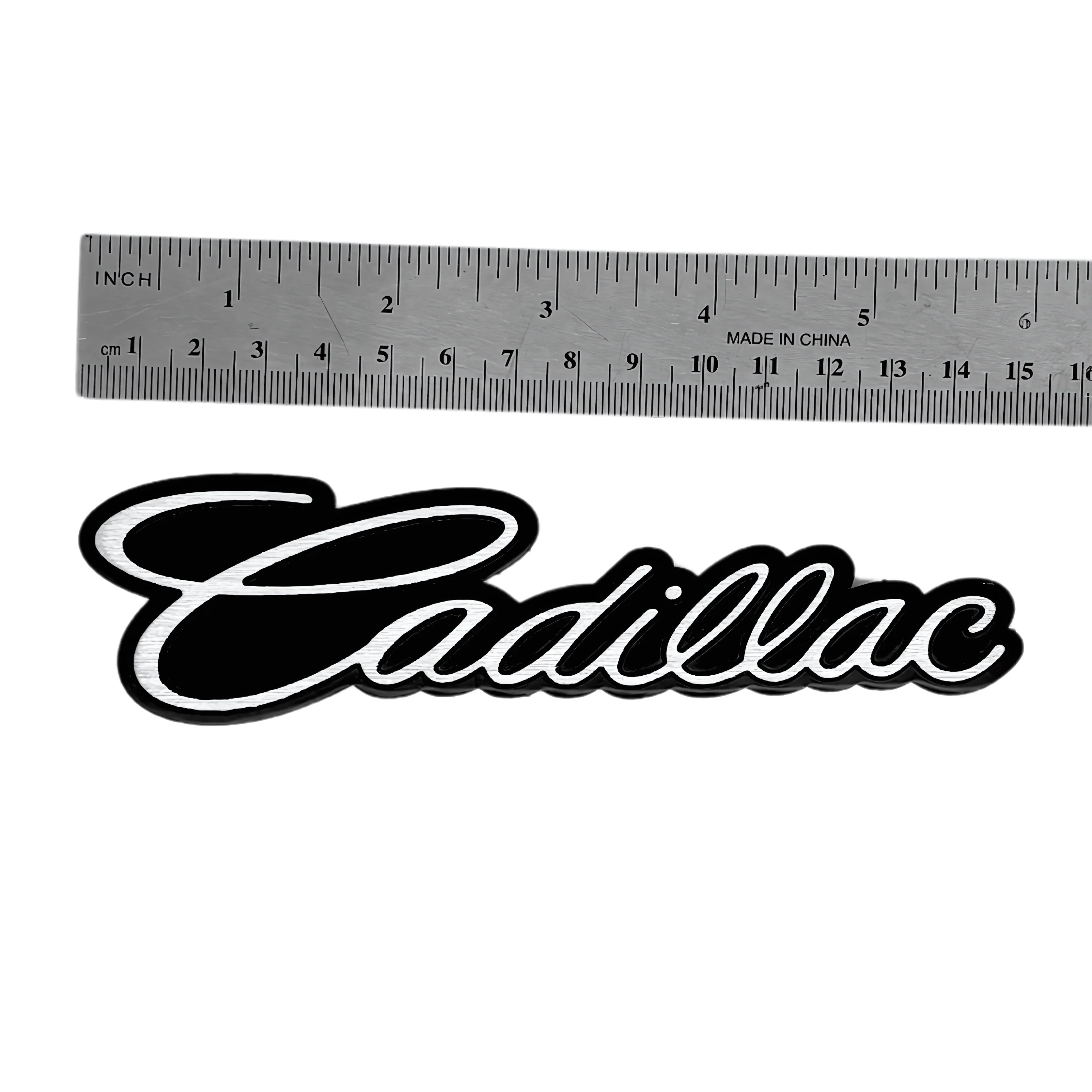 Emblema in metallo cromato e nero Cadillac – Distintivo parafango/bagagliaio (singolo)