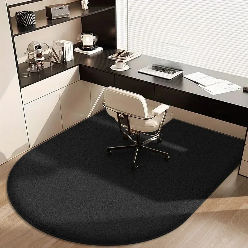 Jednokolorowa mata na krzesło komputerowe flanelowa mata podłogowa pogrubione biurko krzesło obrotowe łukowany dywan gabinet miękka toaletka mata pod nogi (Black-60x90cm) — Zdjęcie 2 z 2